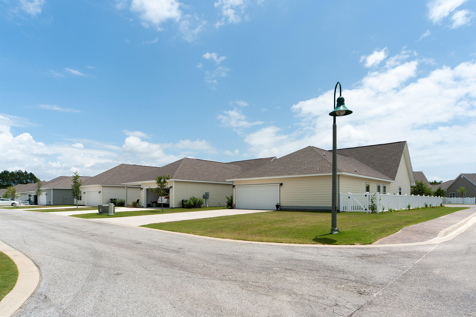 HAMMOCK BAY - Residential Lease