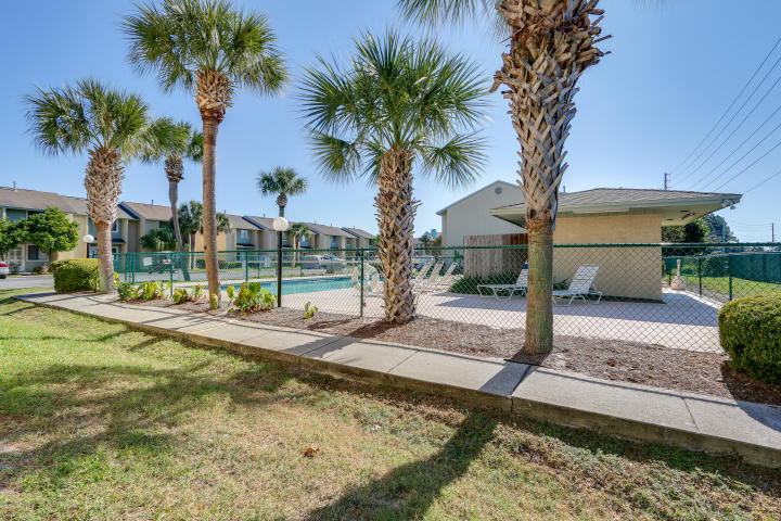 GULF HIGHLAND BEACH RESORT UNREC - Residential