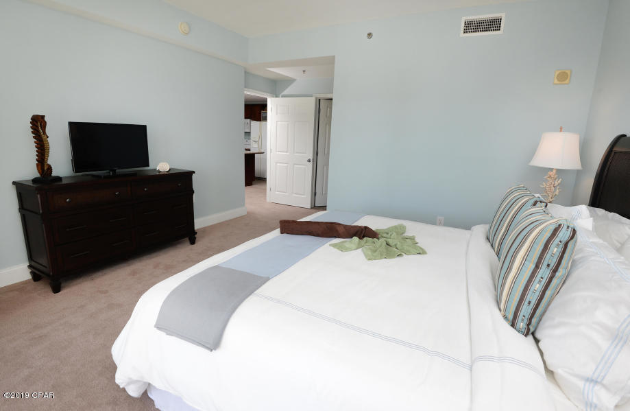 Laketown Wharf - Residential
