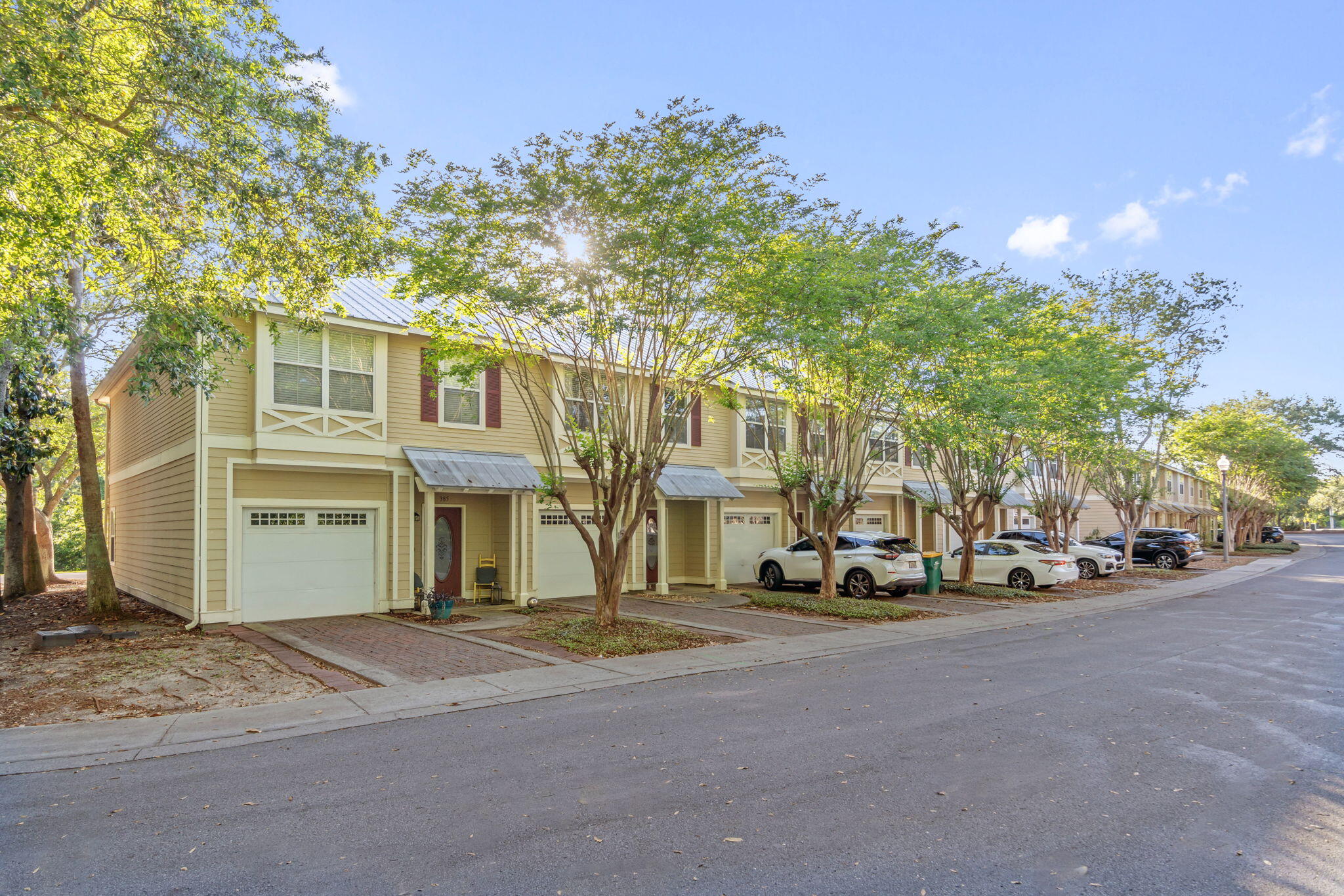 ** Back on the market at no fault of the Sellers. Located in the heart of Destin and minutes away from beautiful white sandy beaches, this charming 3 bedroom + 2 1/2 bathroom townhome features fresh neutral paint throughout, beautiful luxury vinyl flooring, 9 ft ceilings and large covered back patio. The spacious floorplan offers a downstairs open living room and dining area, kitchen with pantry and wood cabinets, half bathroom and a one car garage. Located upstairs, is the master bedroom with large walk-in closet and en suite bathroom, plus two additional bedrooms and a laundry closet. Enjoy all Destin has to offer! Comes Fully Furnished!
