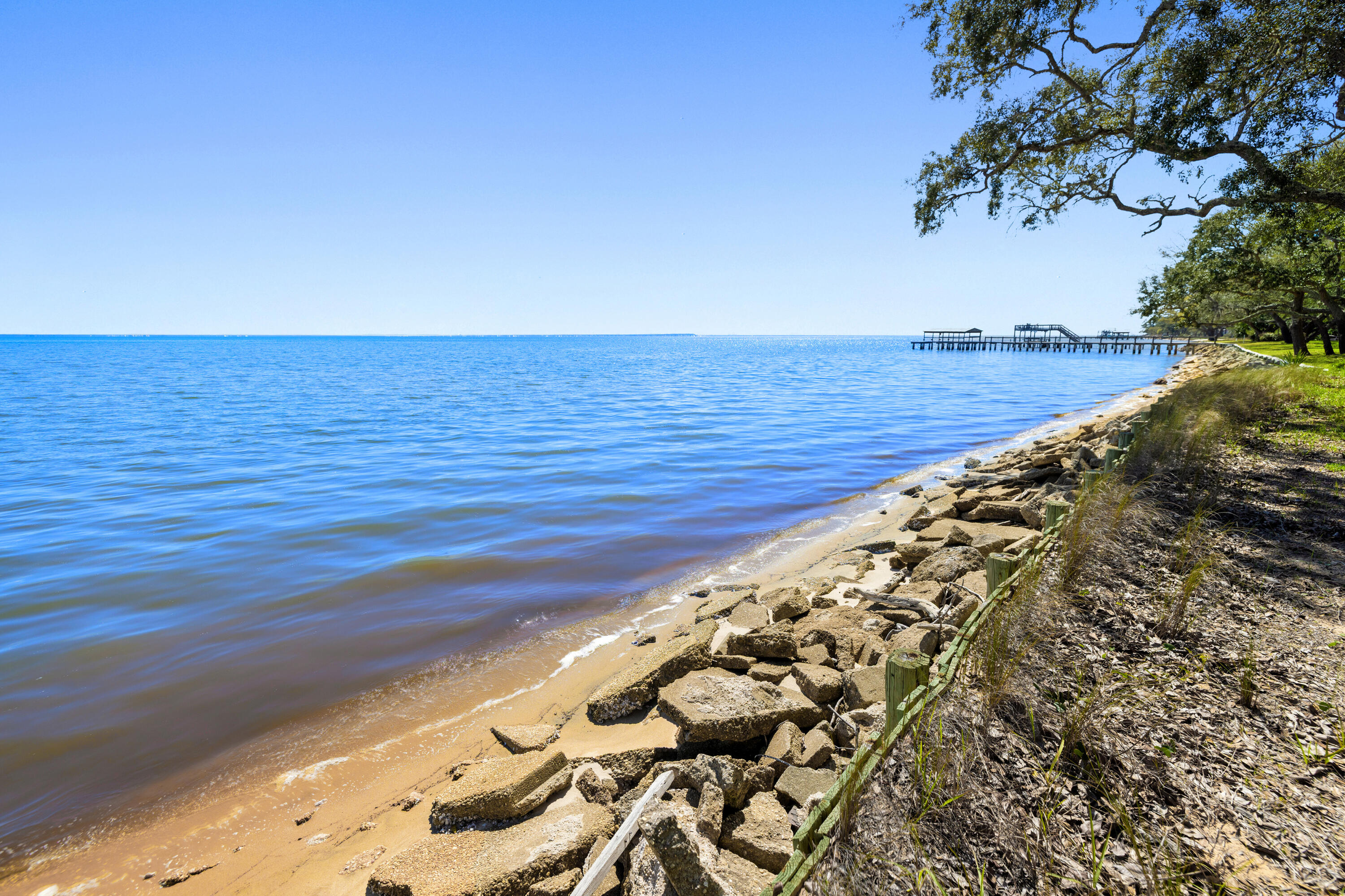 CEDAR BEACH - Land