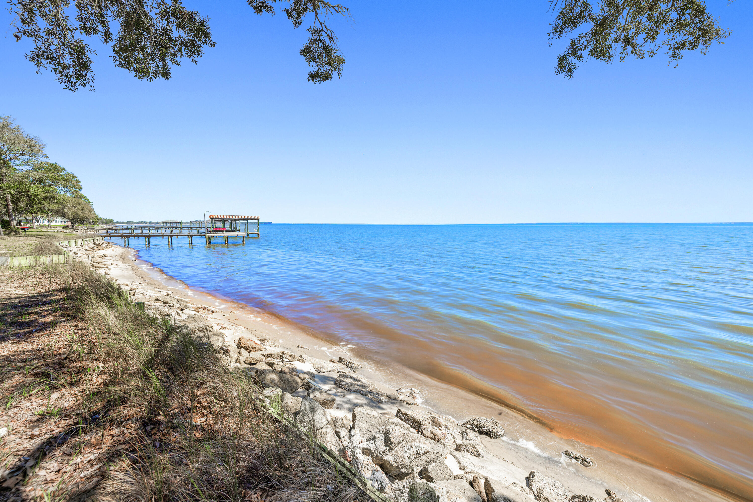 CEDAR BEACH - Land