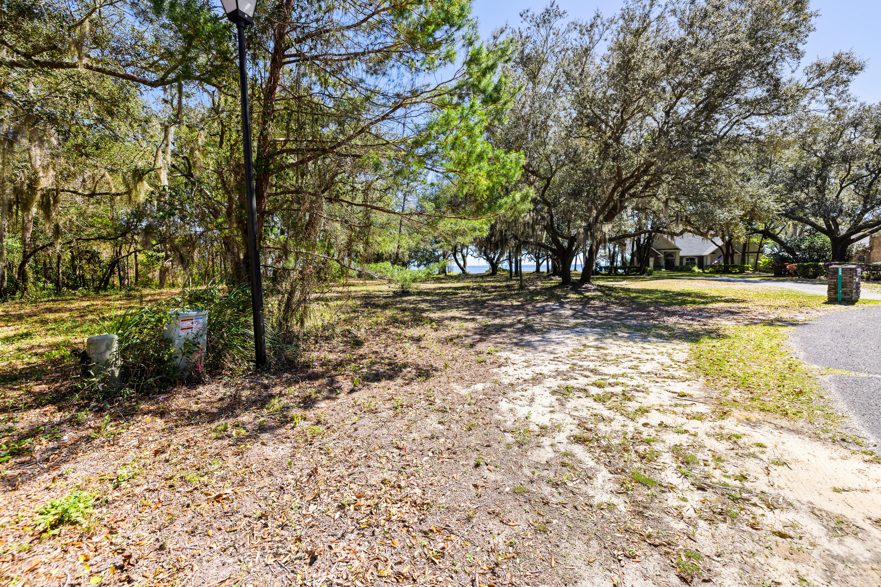 CEDAR BEACH - Land