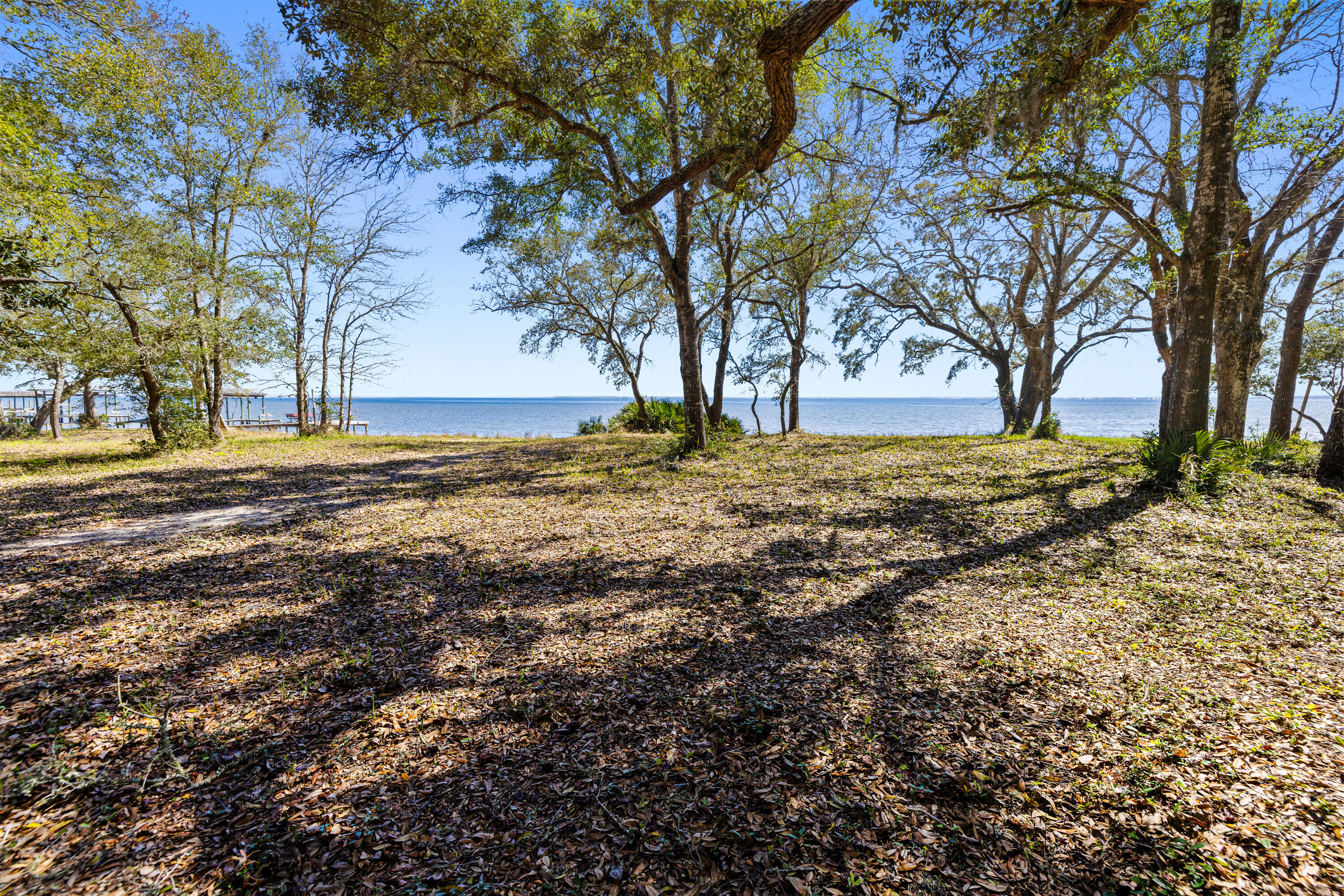 CEDAR BEACH - Land