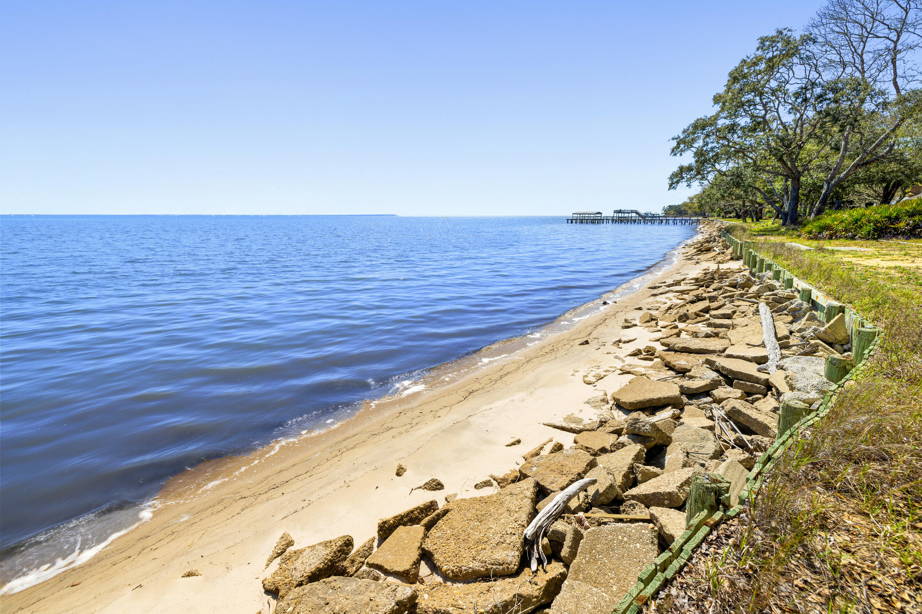 CEDAR BEACH - Land