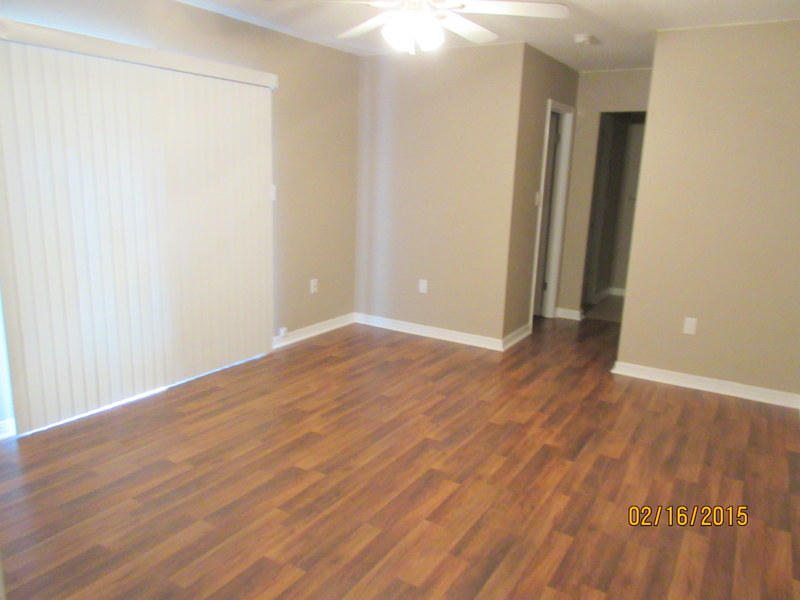 COUNTRYVIEW ESTATES 3RD ADDN - Residential Lease