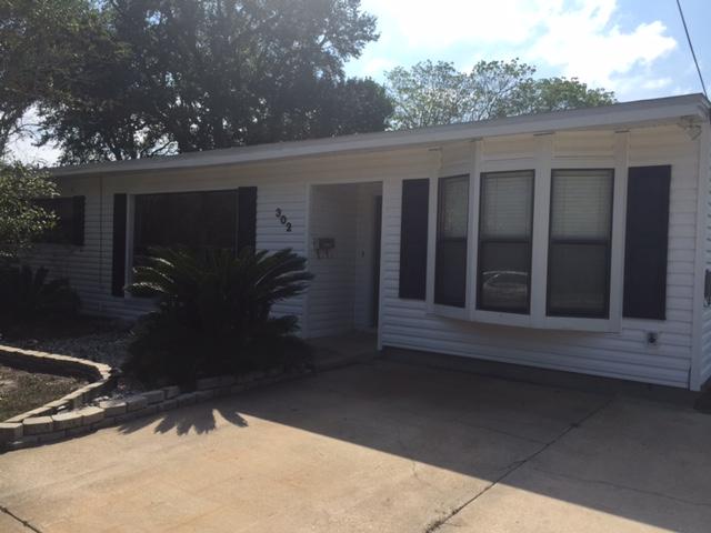 ELLIOTTS POINT - Residential Lease