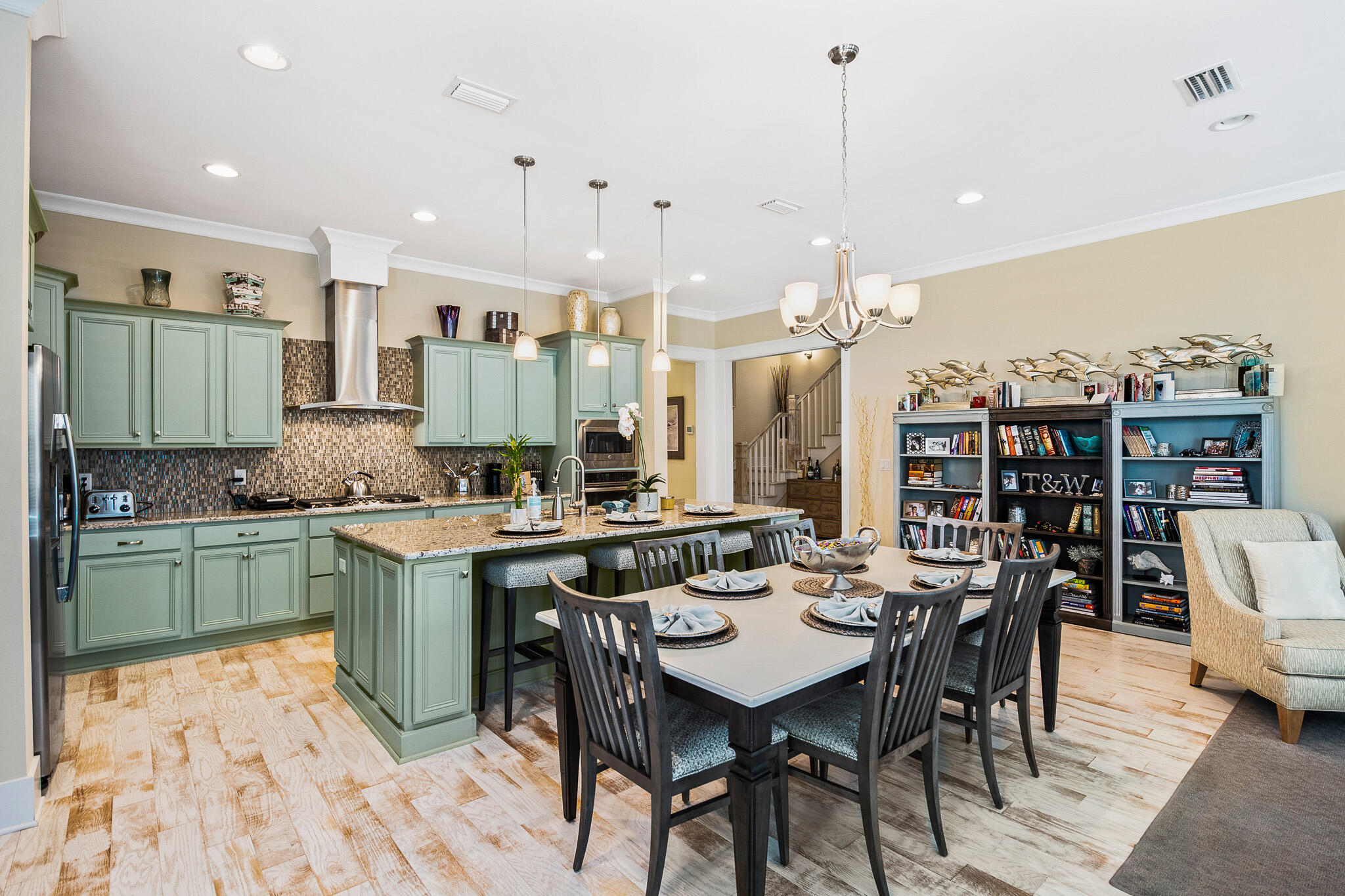 HIGHLAND PARKS - Residential