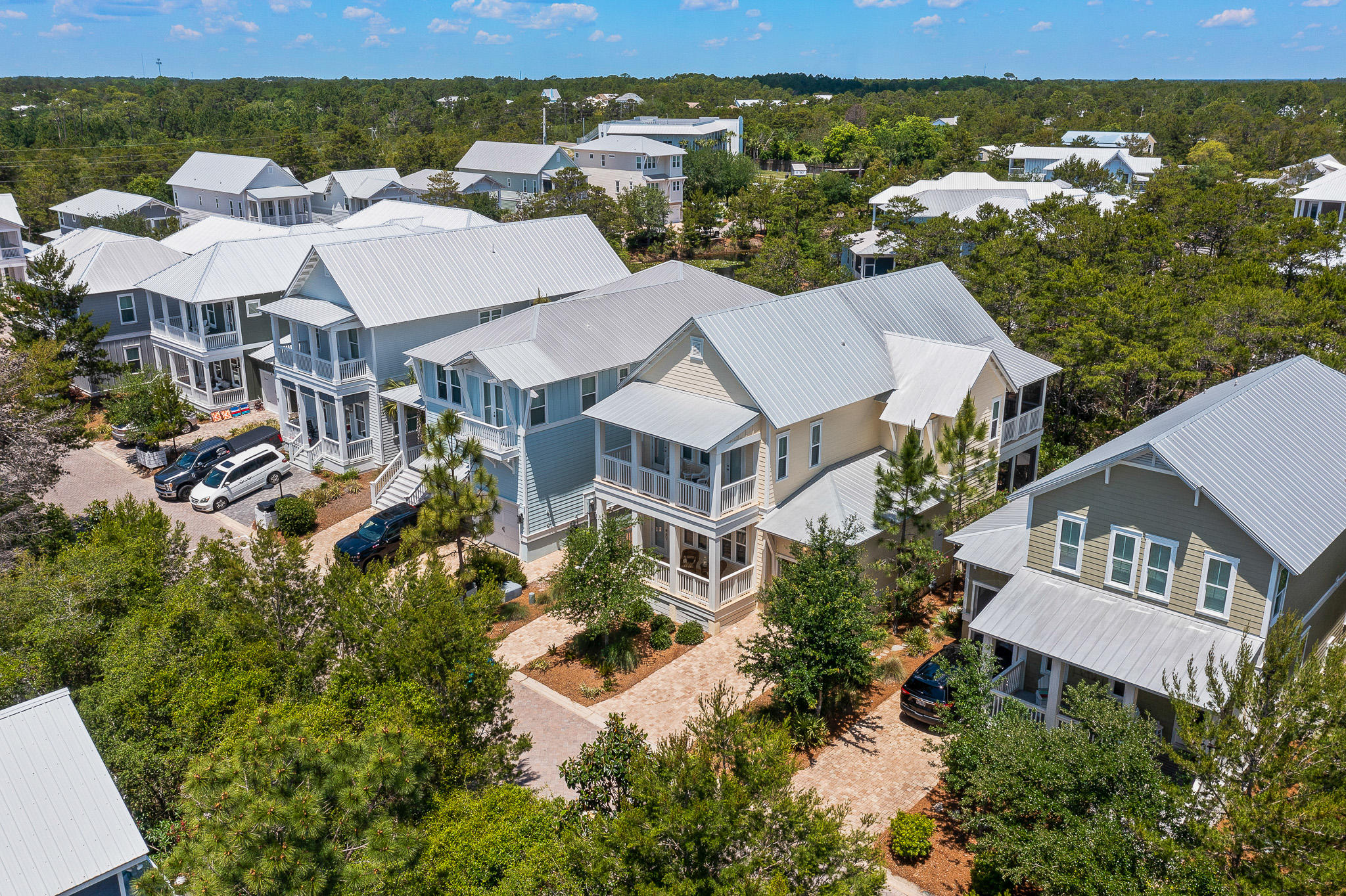 HIGHLAND PARKS - Residential