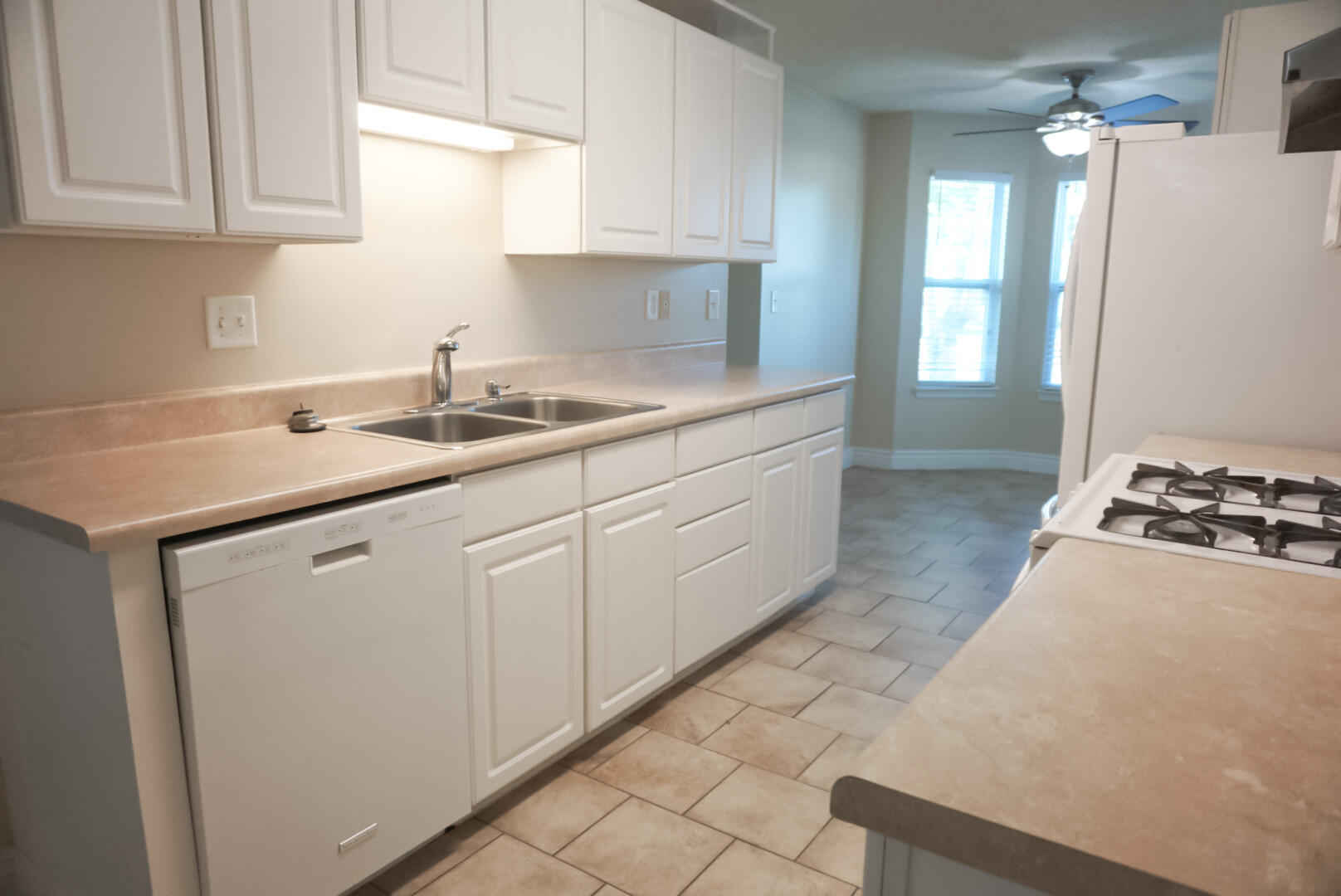 Southway Est 1st Add - Residential Lease