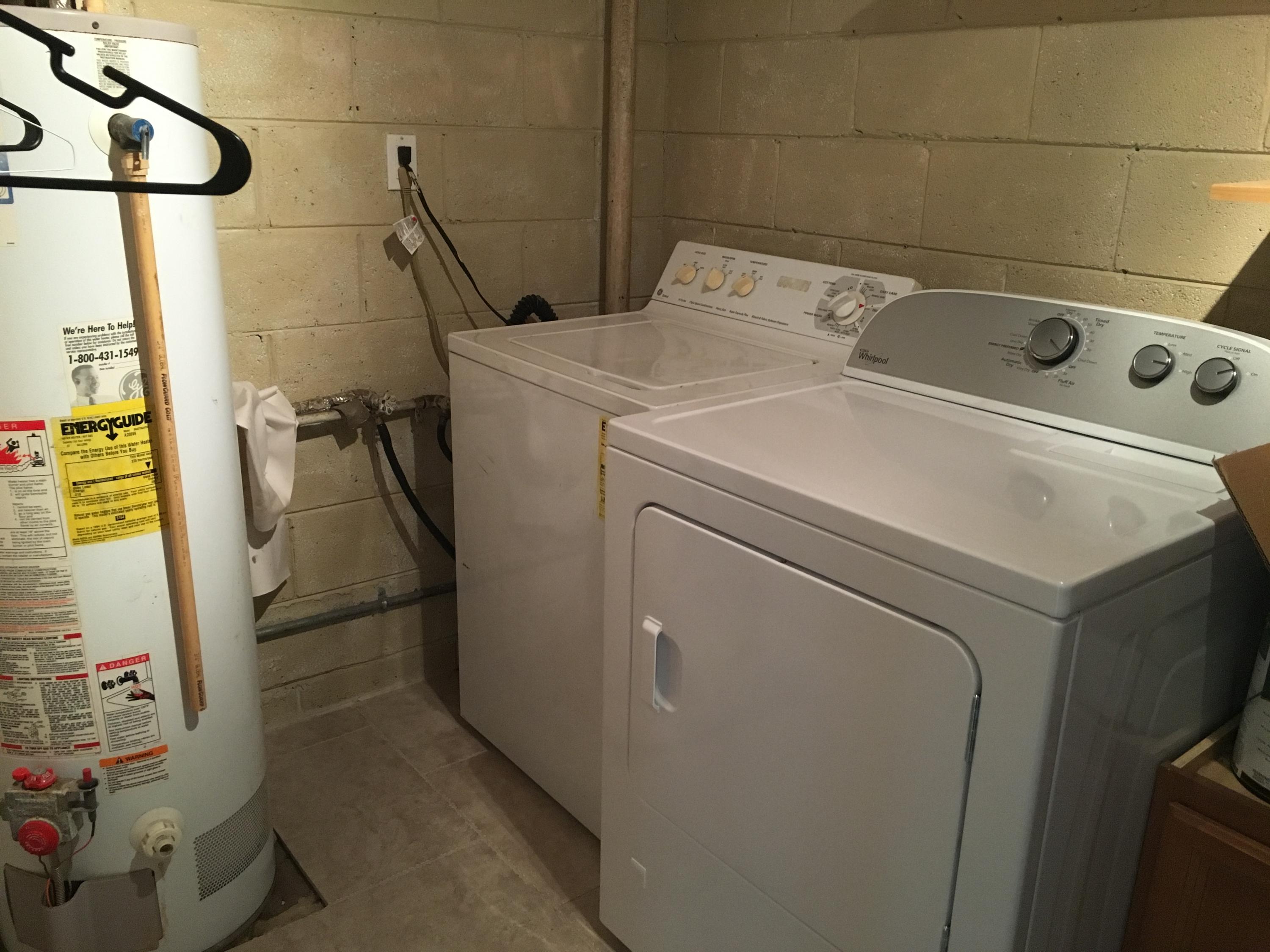 PARK PLACE 3RD ADDN - Residential Lease