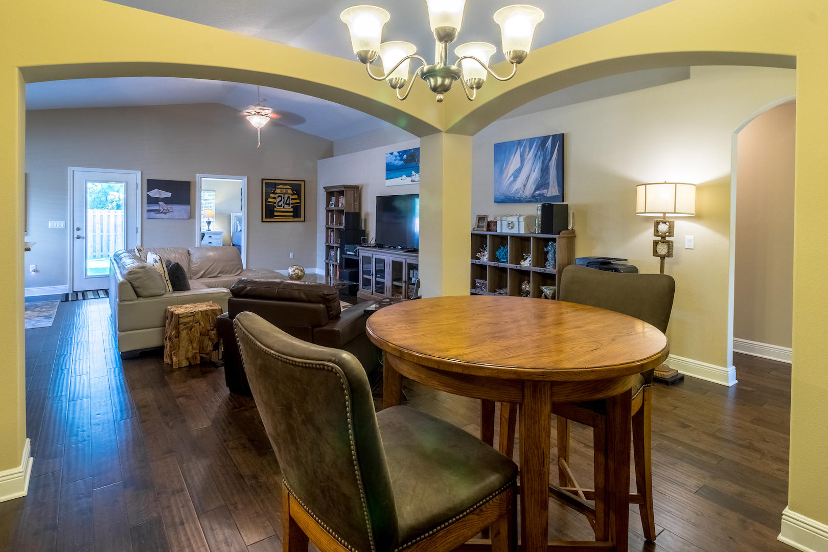 EAGLE BAY - Residential
