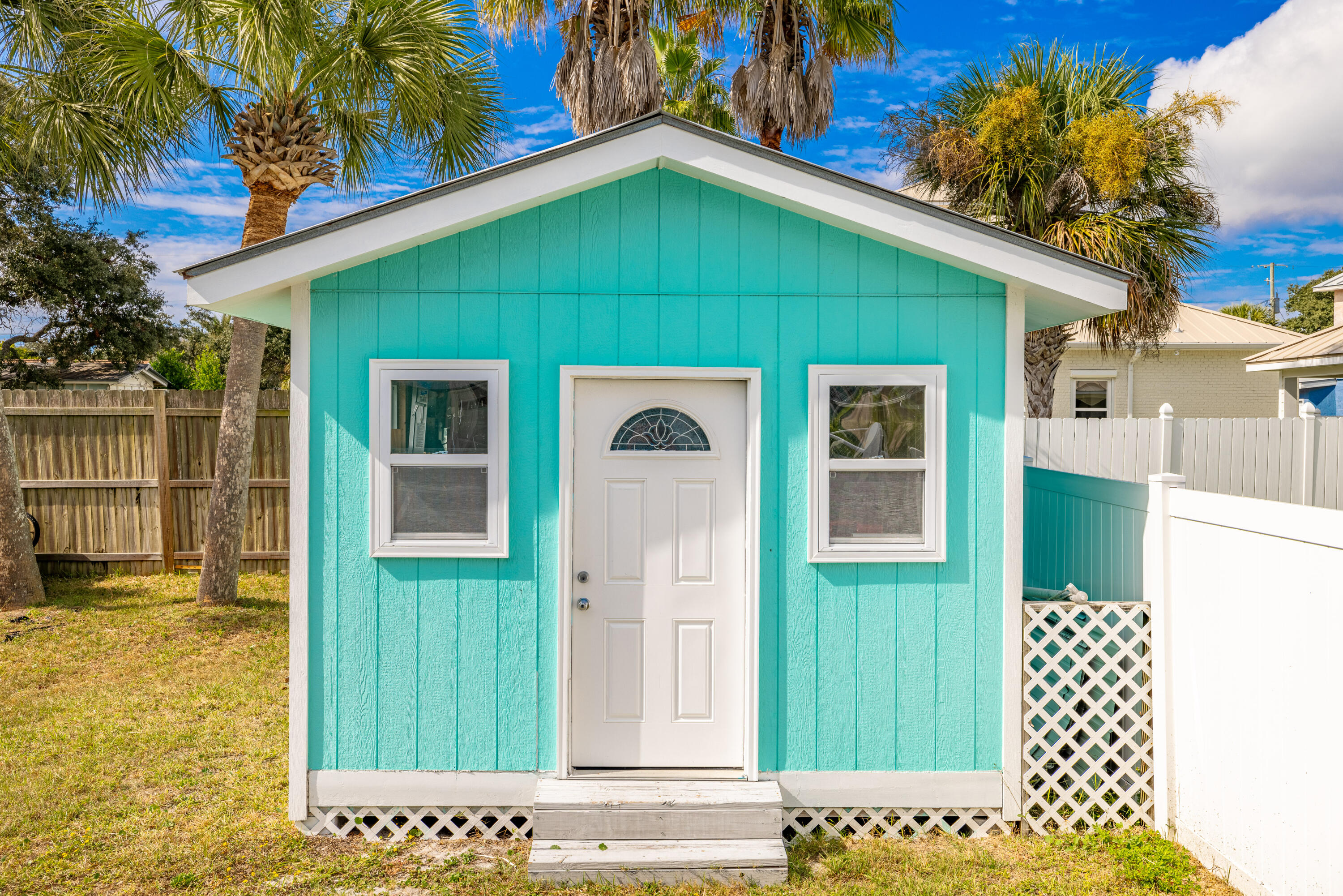 BID-A-WEE BEACH 1ST ADDN - Residential