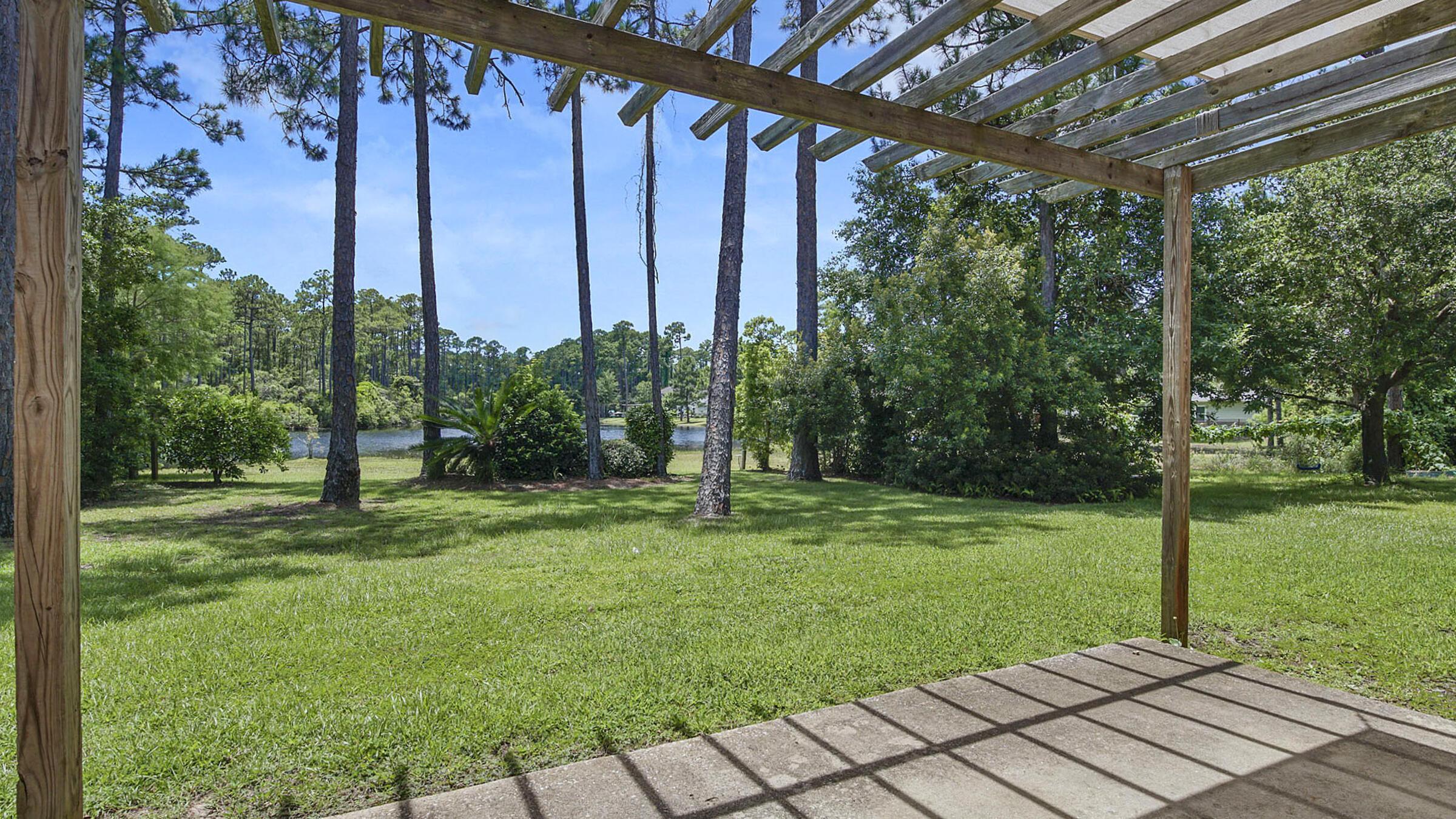DRIFTWOOD ESTATES - Residential Lease