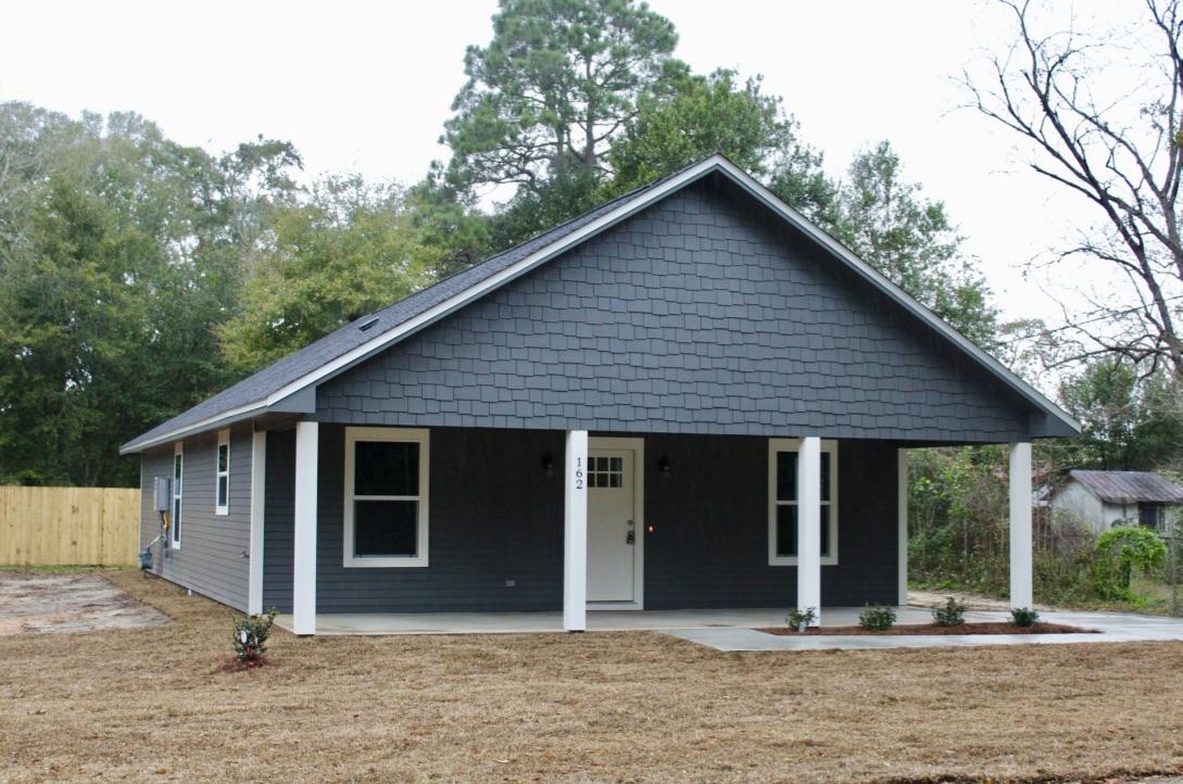 Defuniak Springs - Residential