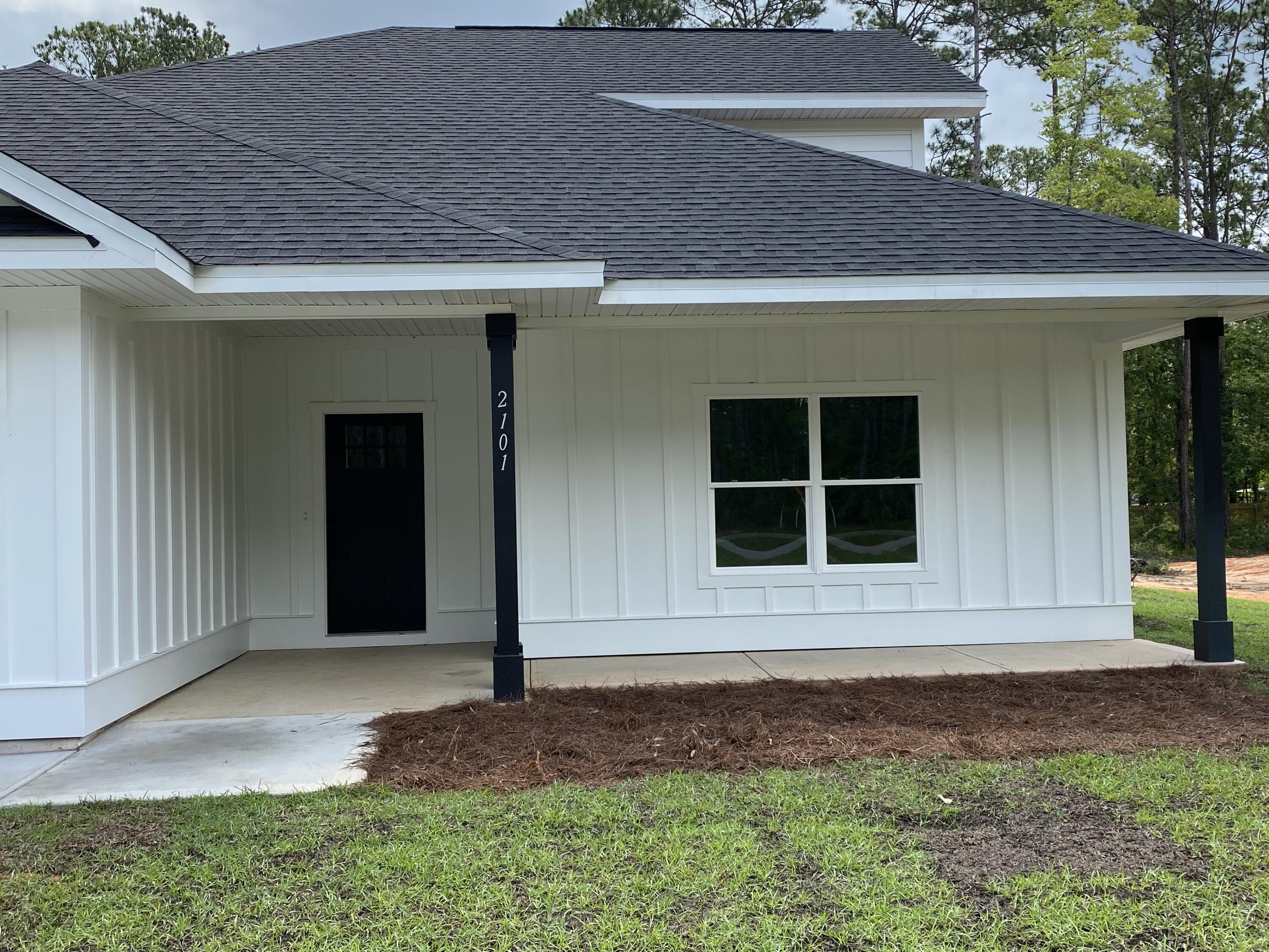 LAGRANGE SHORES - Residential
