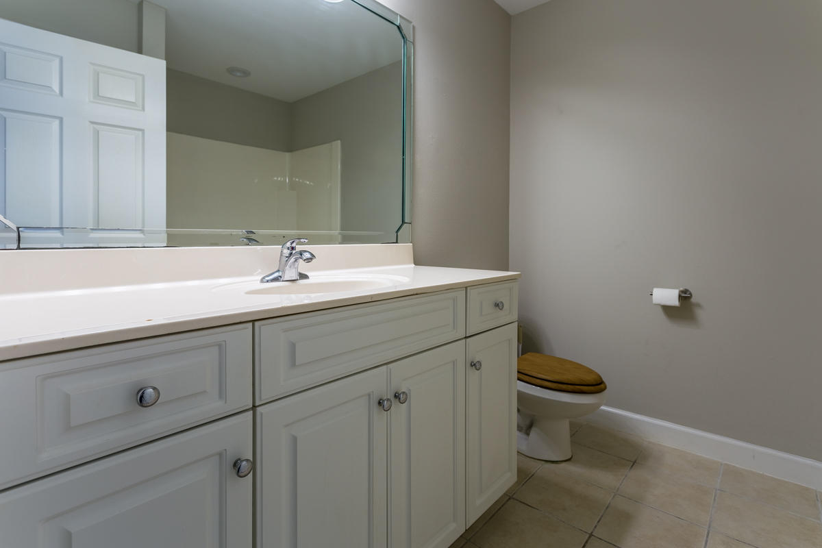 NO RECORDED SUBDIVISION - Residential Lease