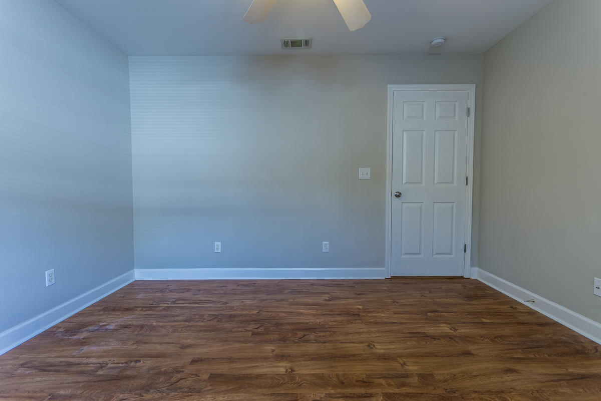 NO RECORDED SUBDIVISION - Residential Lease