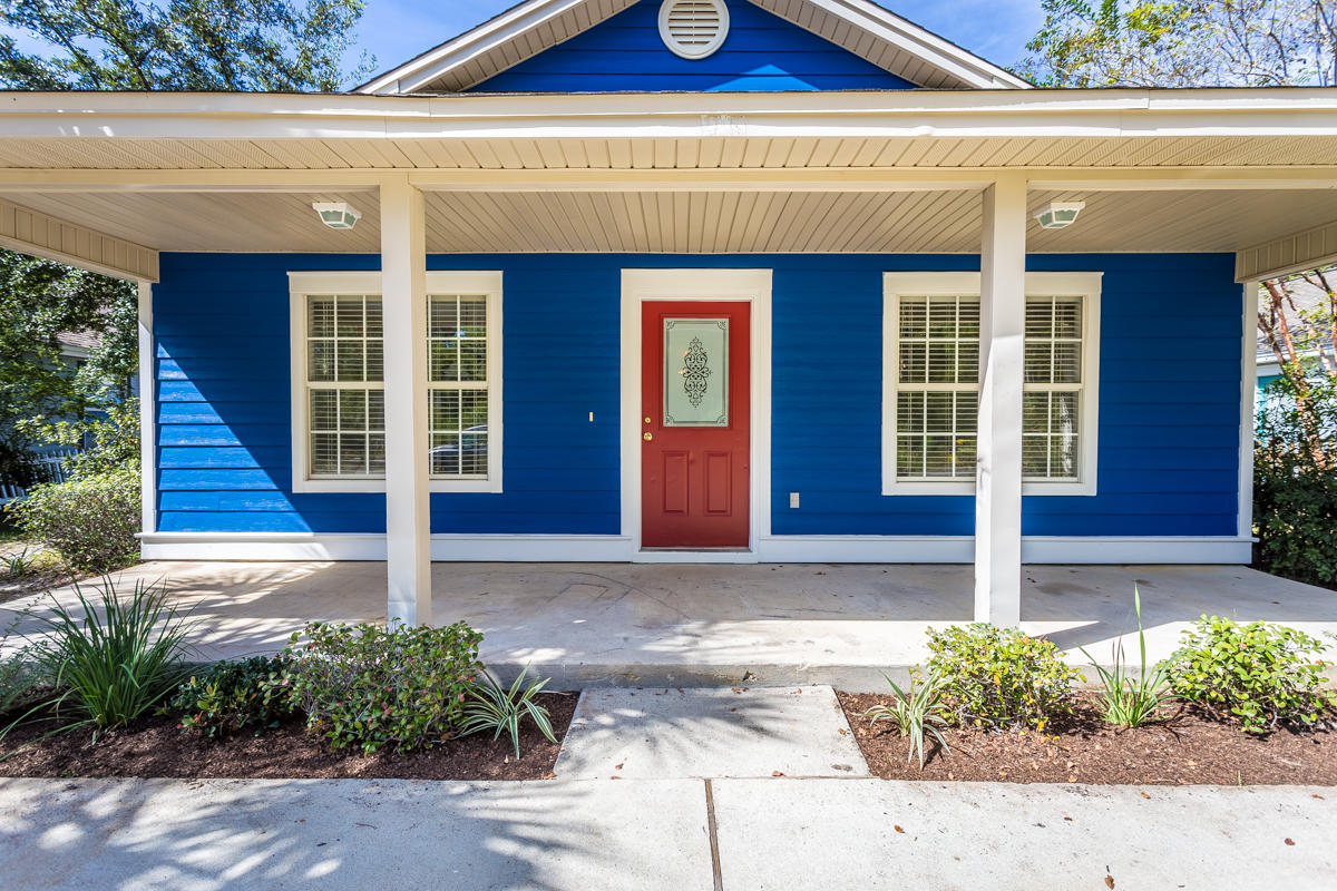 NO RECORDED SUBDIVISION - Residential Lease