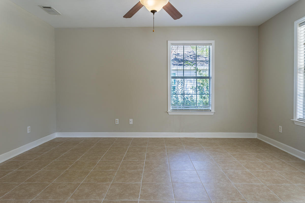 NO RECORDED SUBDIVISION - Residential Lease