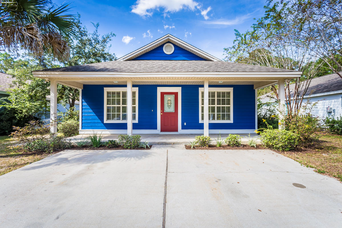 NO RECORDED SUBDIVISION - Residential Lease