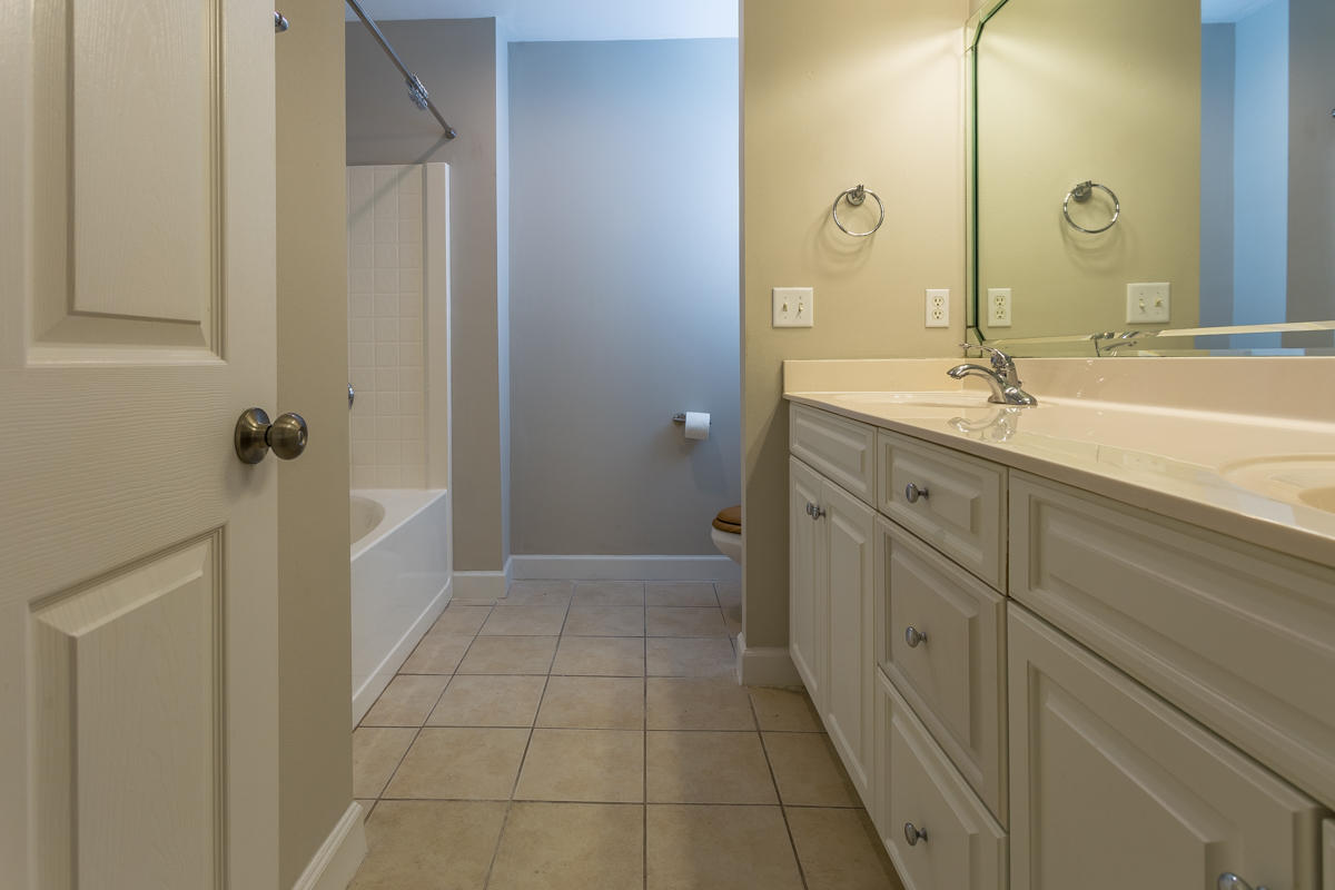 NO RECORDED SUBDIVISION - Residential Lease
