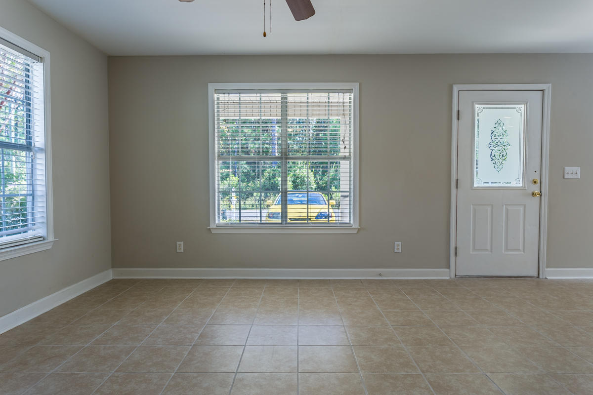 NO RECORDED SUBDIVISION - Residential Lease