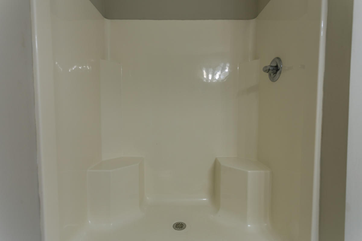 NO RECORDED SUBDIVISION - Residential Lease