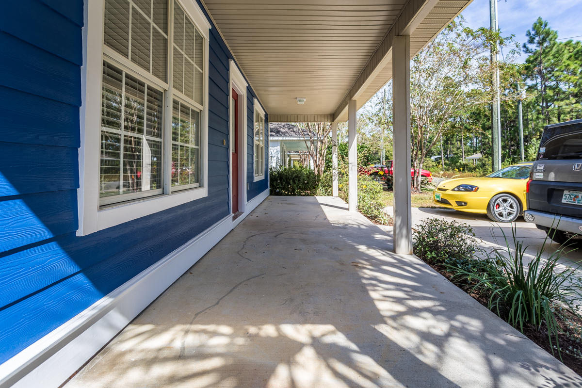 NO RECORDED SUBDIVISION - Residential Lease