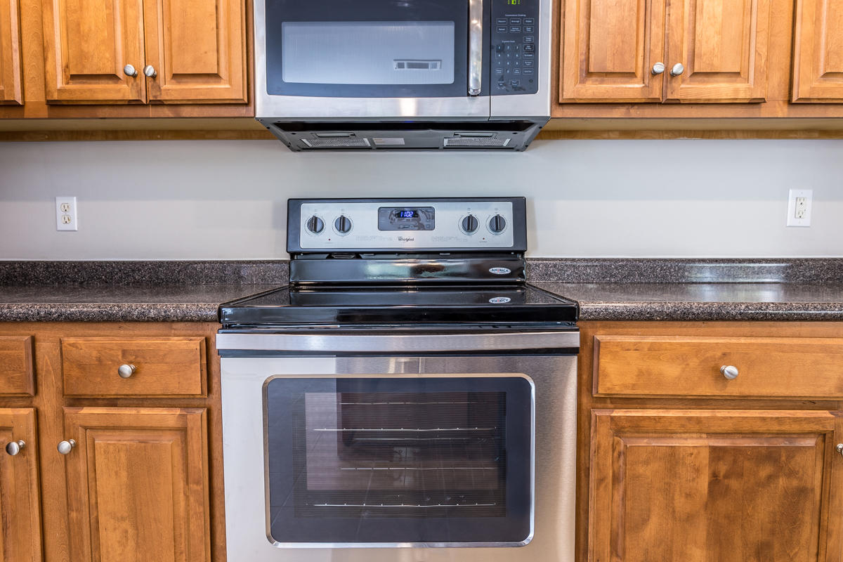 NO RECORDED SUBDIVISION - Residential Lease