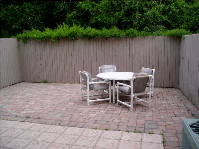CHATELAINE ESTATES S/D - Residential Lease