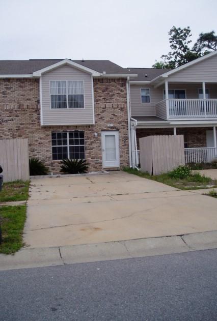 This nice townhouse is convenient to Hurlburt Field, Eglin Air Force Base, Destin beaches, and Troy State University. Very spacious two bedrooms each with own full bath, perfect for everyone. Has vinyl siding, tile floors, large dining room and living room. Both bedrooms have walk-in closets and MBR has large window seat. All Coastal Realty Services residents are enrolled in the Resident Benefits Package (RBP) which includes renters insurance, HVAC air filter delivery (for applicable properties) and our best-in-class resident rewards program and much more. More details upon application.
