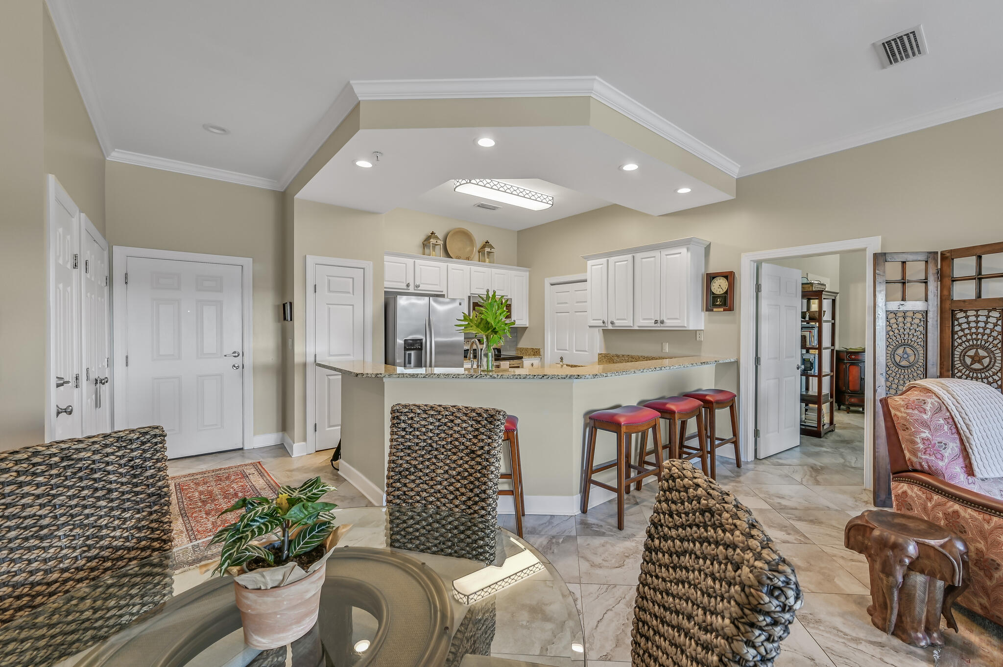 PAVILION PALMS - Residential