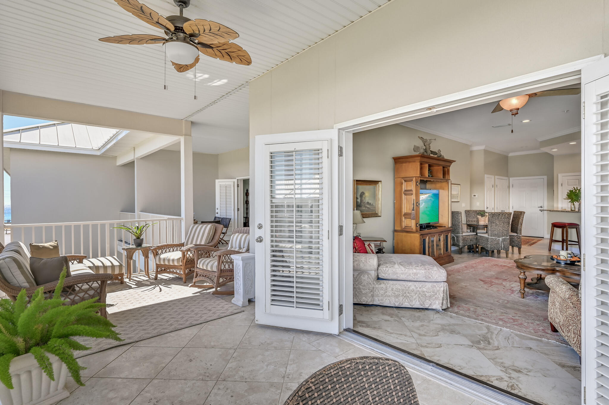 PAVILION PALMS - Residential