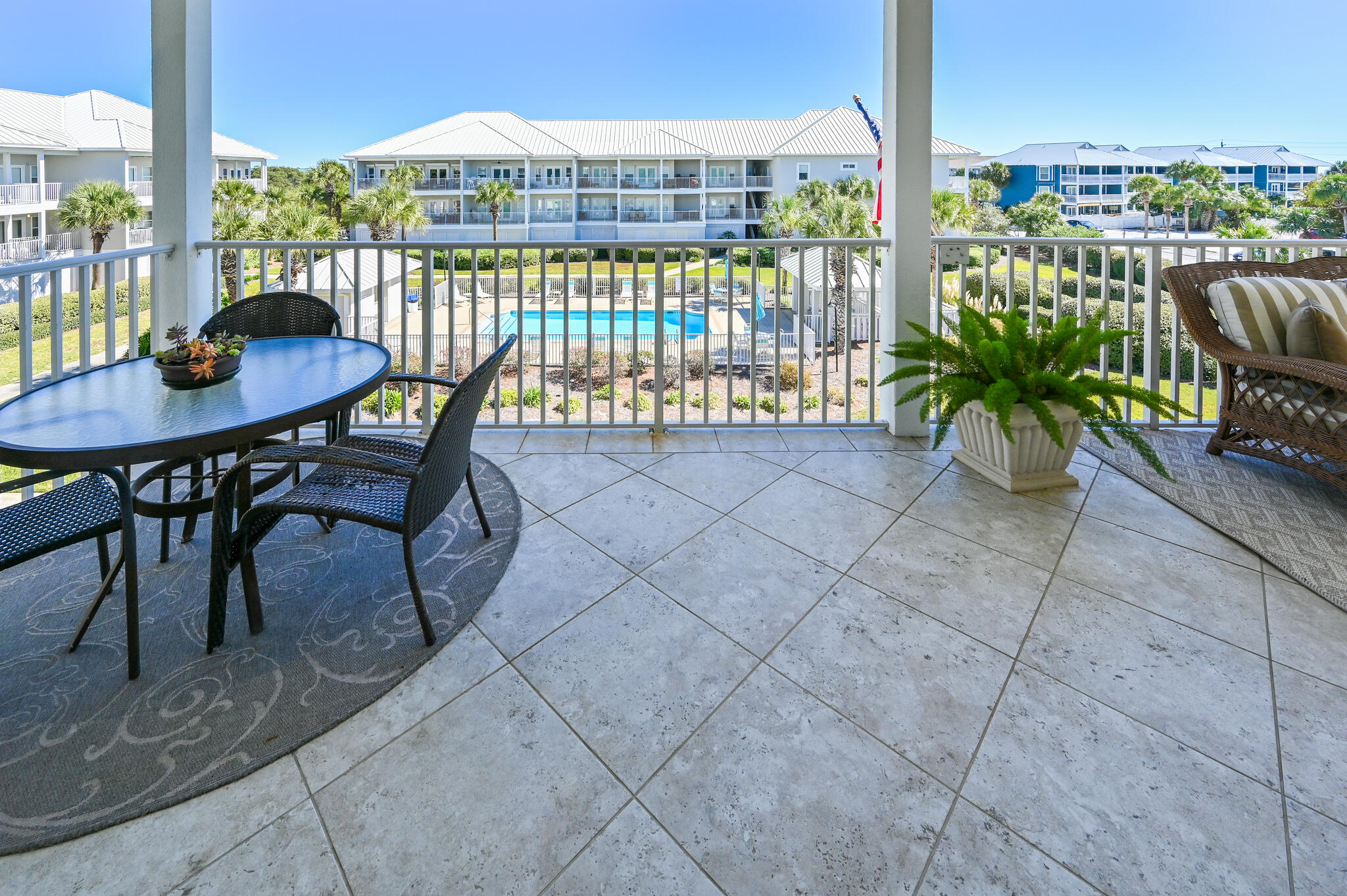 PAVILION PALMS - Residential