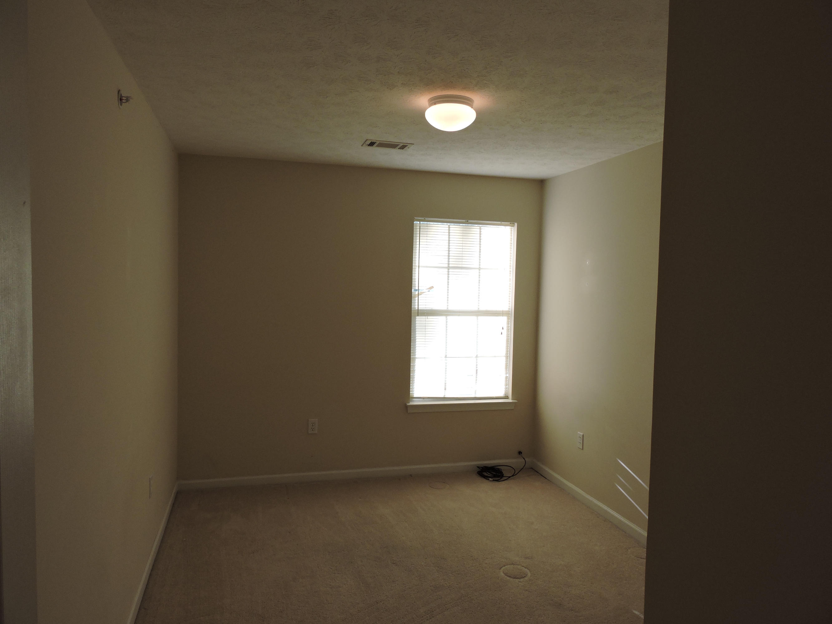 ROLLING PINES - Residential Lease