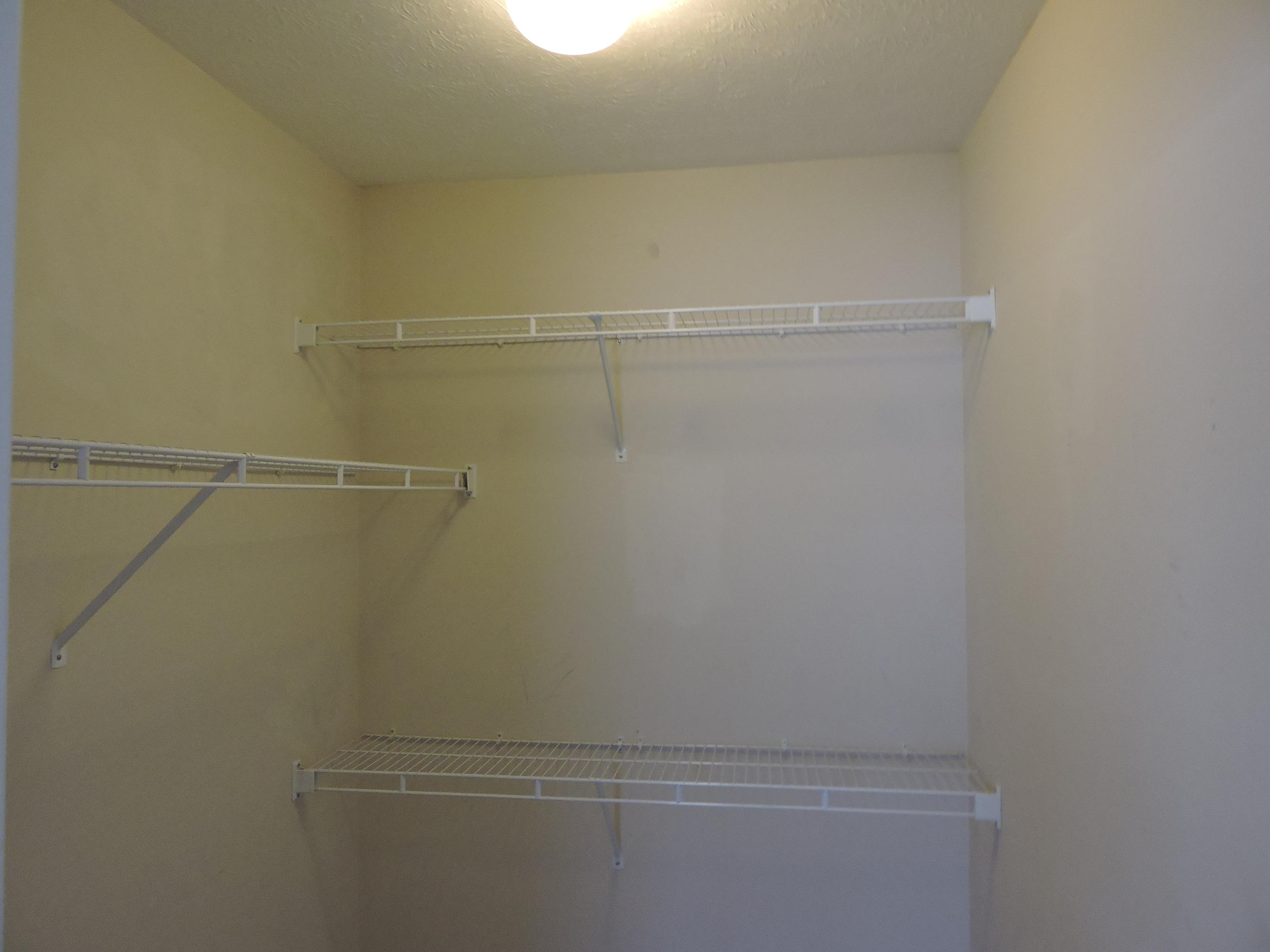 ROLLING PINES - Residential Lease