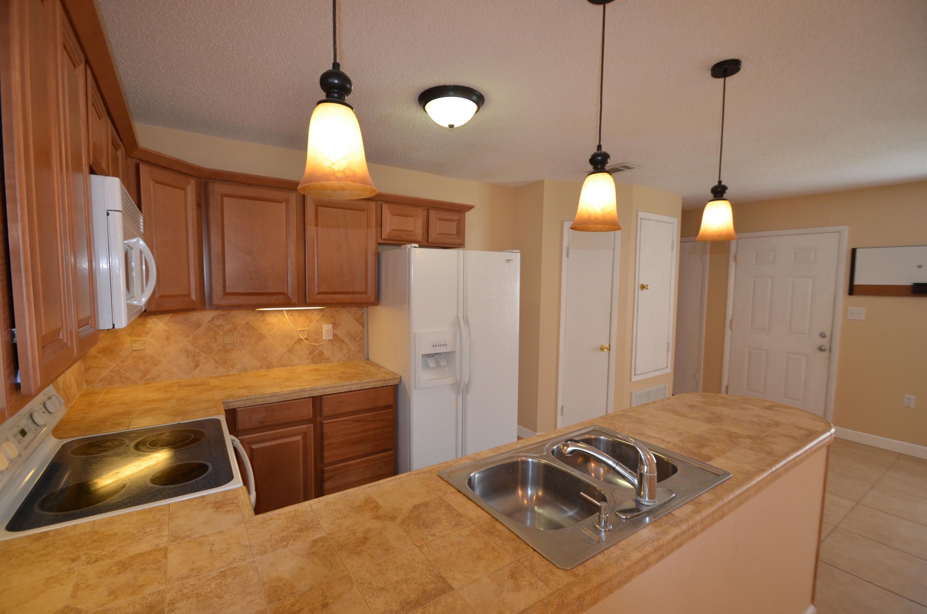 PINE RUN - Residential Lease