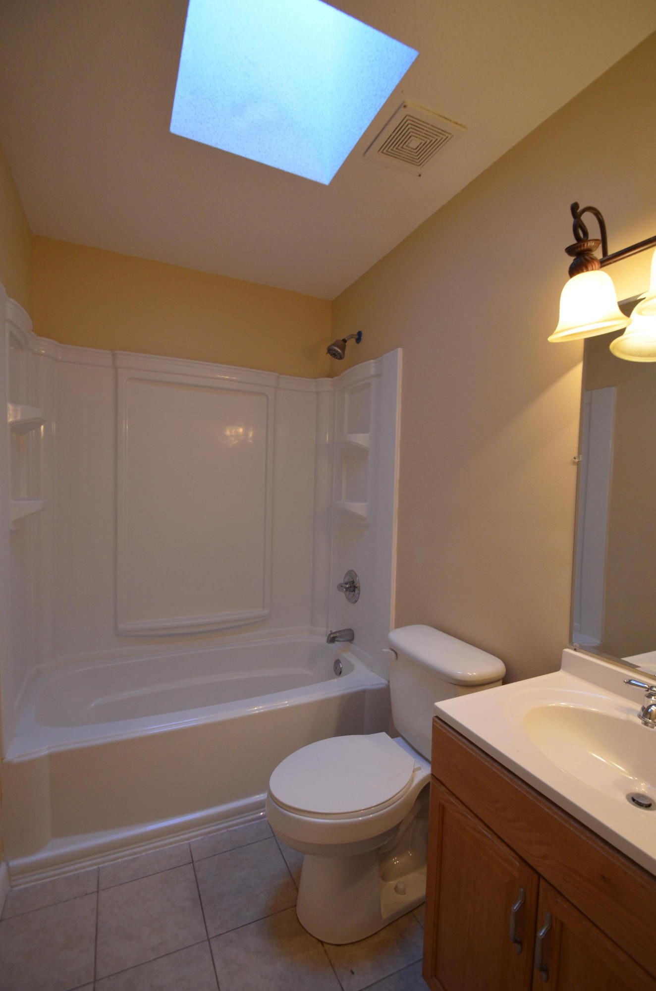 PINE RUN - Residential Lease