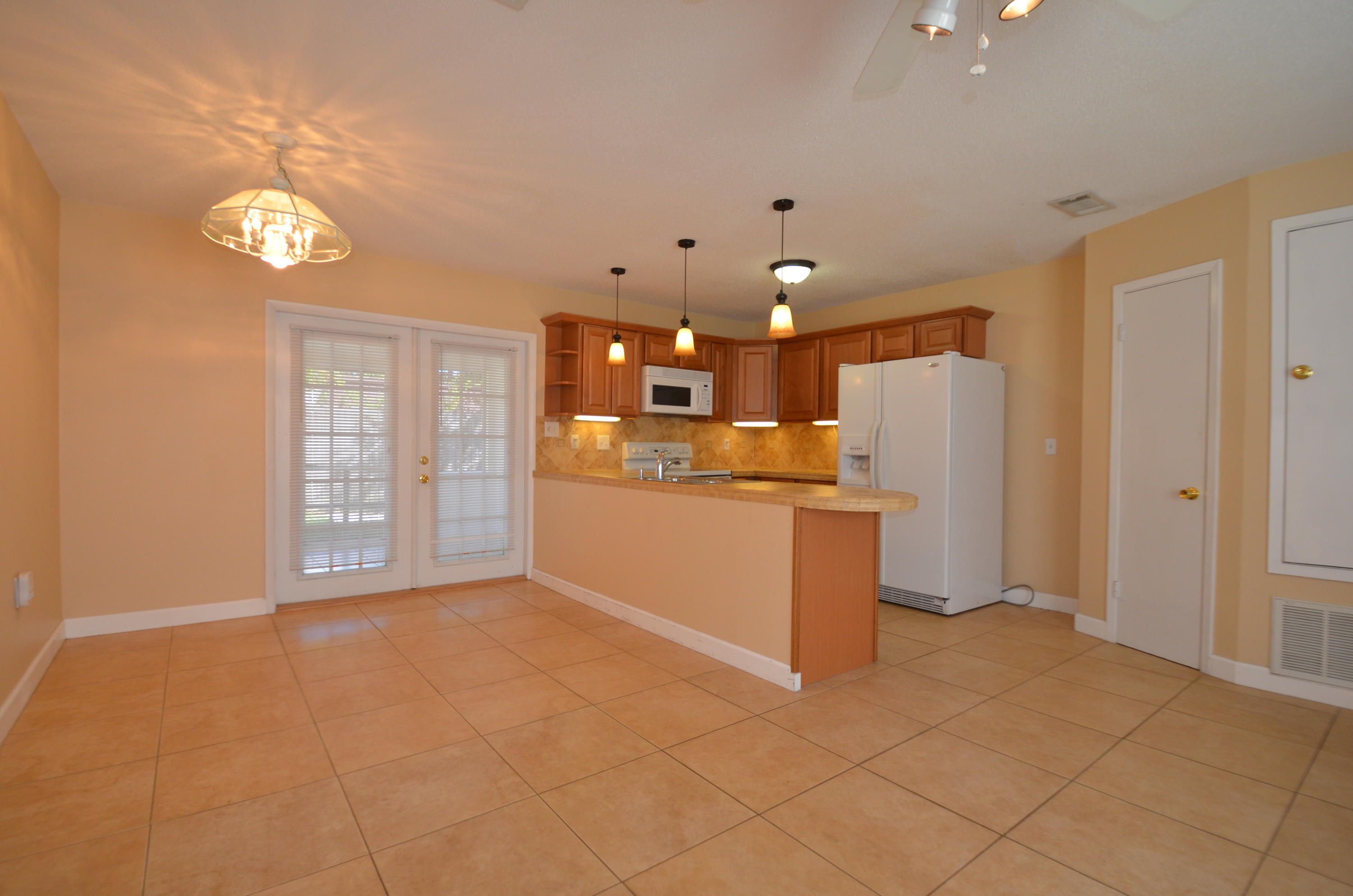 PINE RUN - Residential Lease