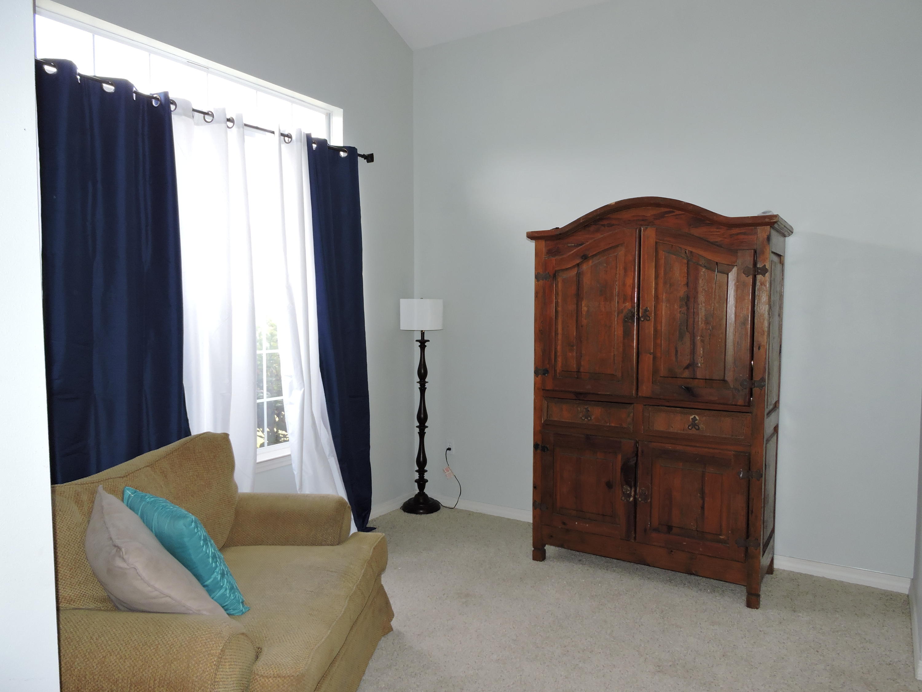 SANDY RIDGE ESTATES - Residential Lease