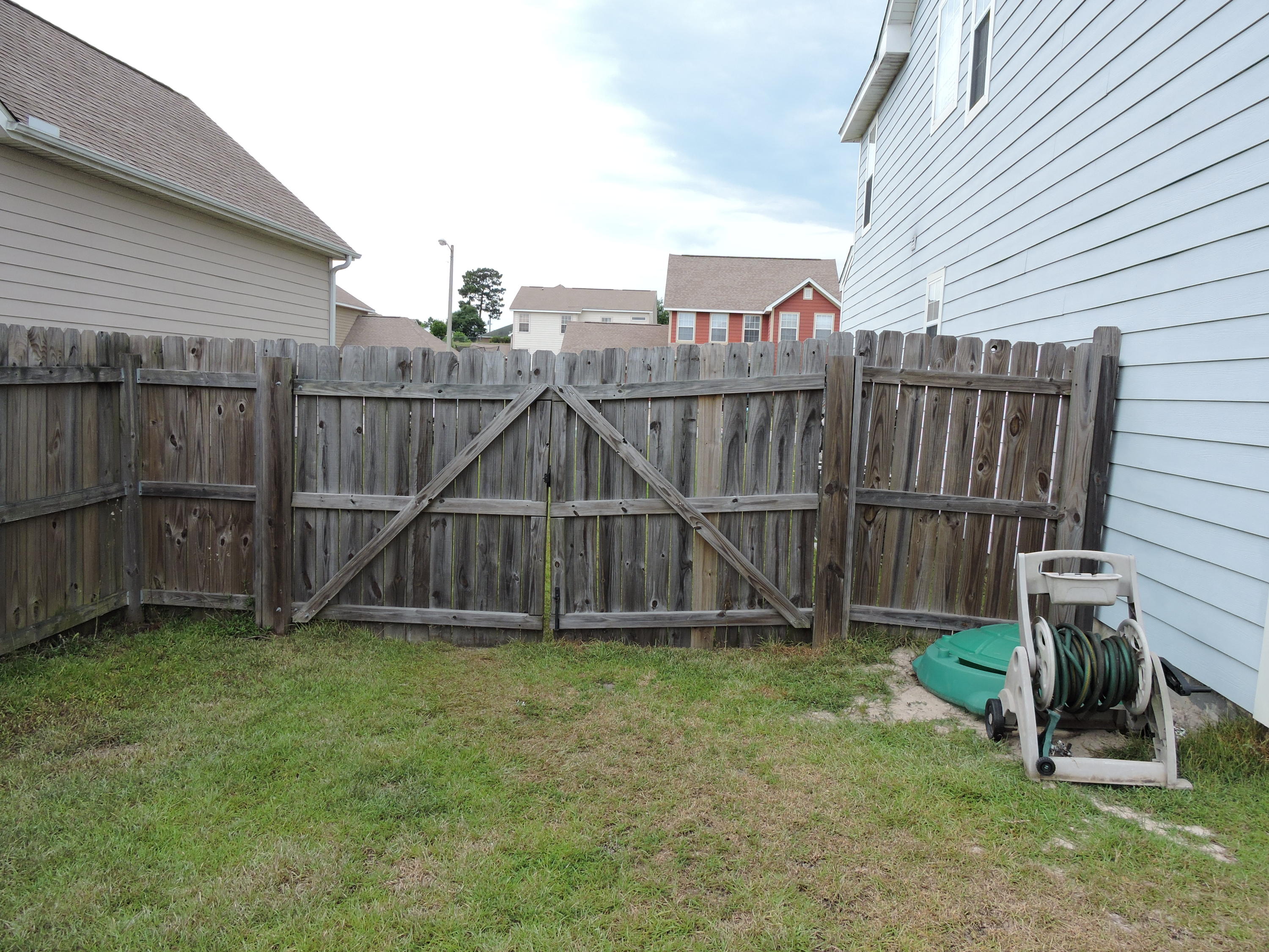 SANDY RIDGE ESTATES - Residential Lease