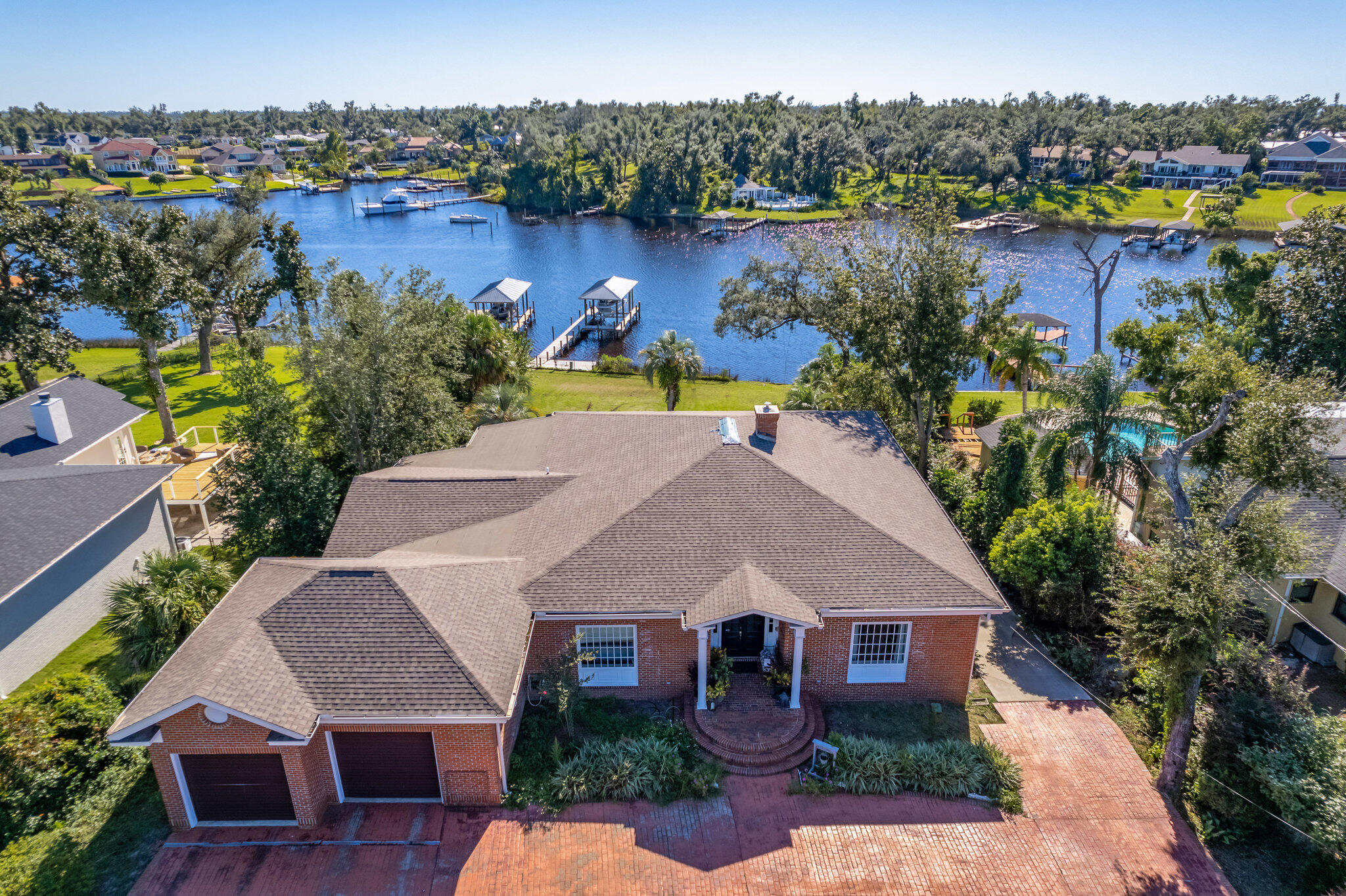 COVE TERRACE - Residential