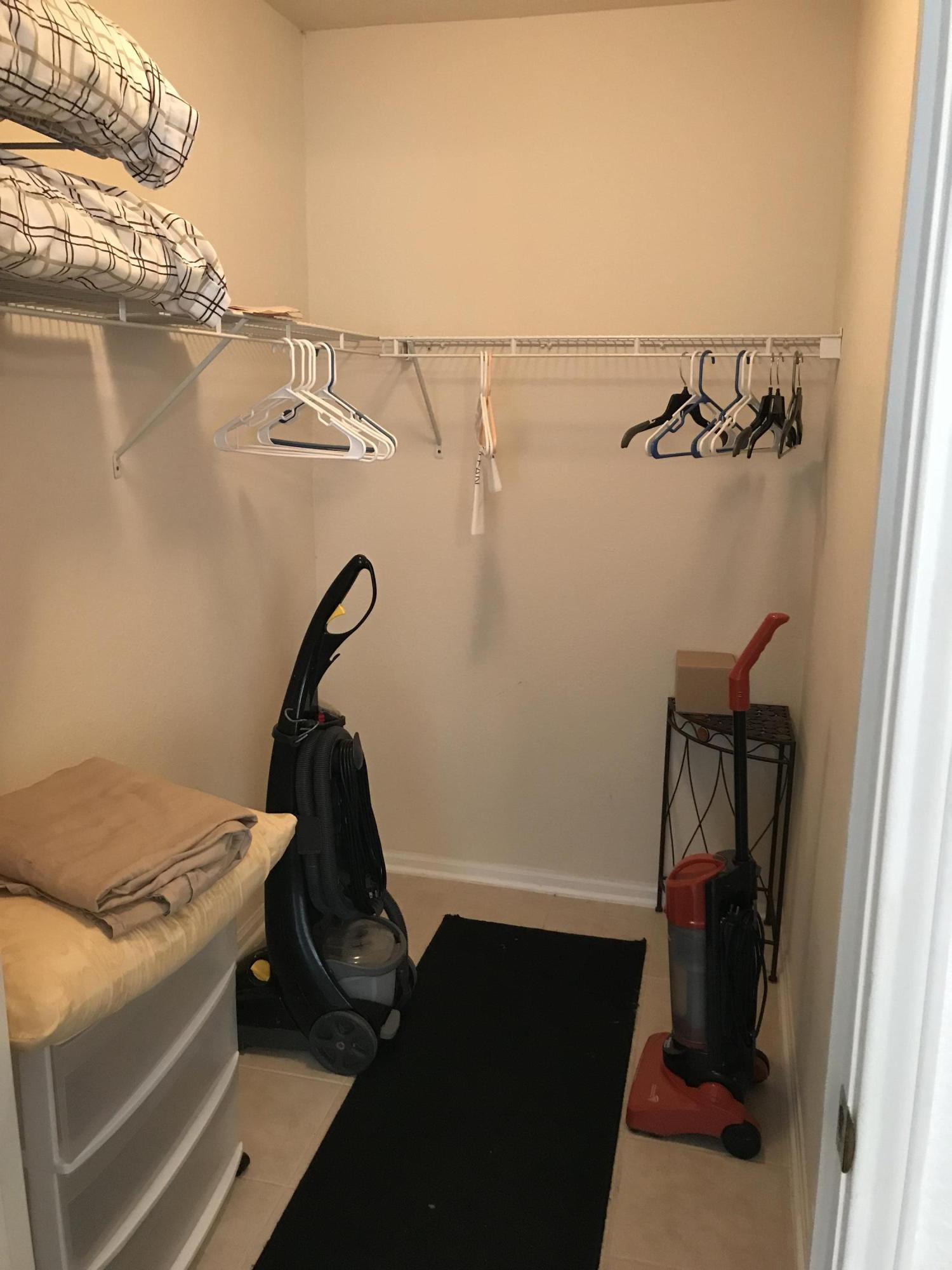 INDIAN LAKE - Residential Lease