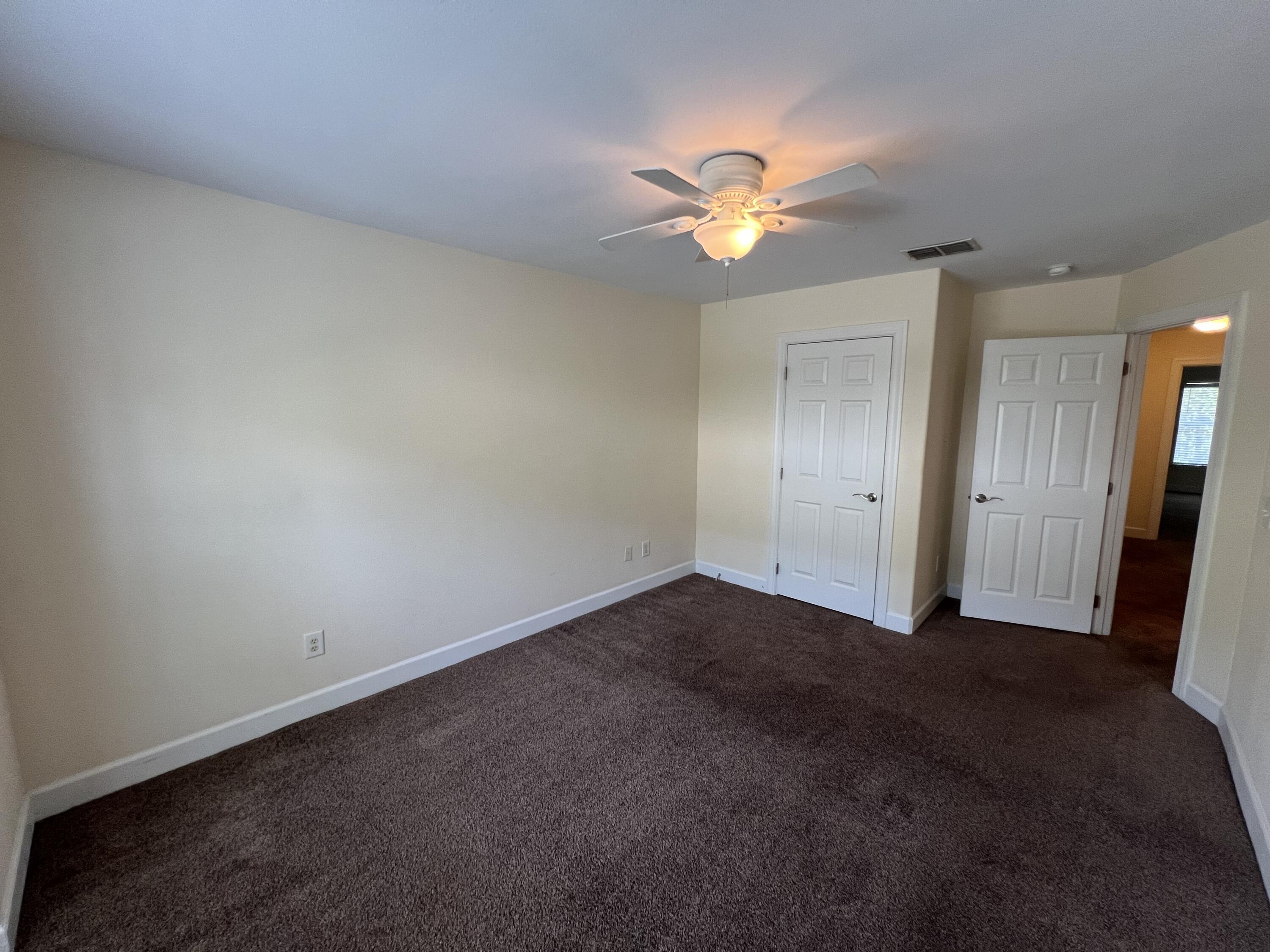 EAGLE BAY - Residential Lease
