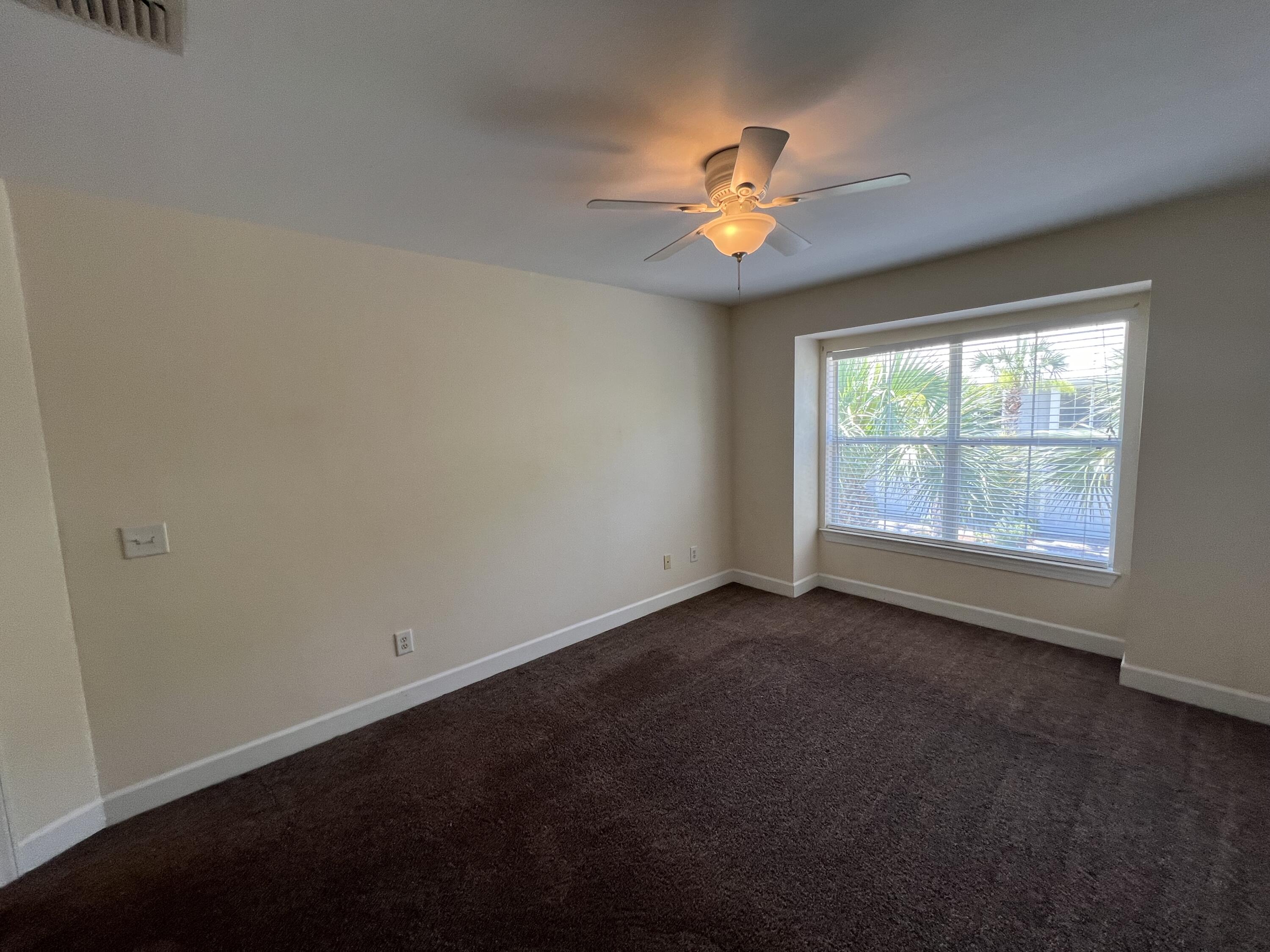 EAGLE BAY - Residential Lease