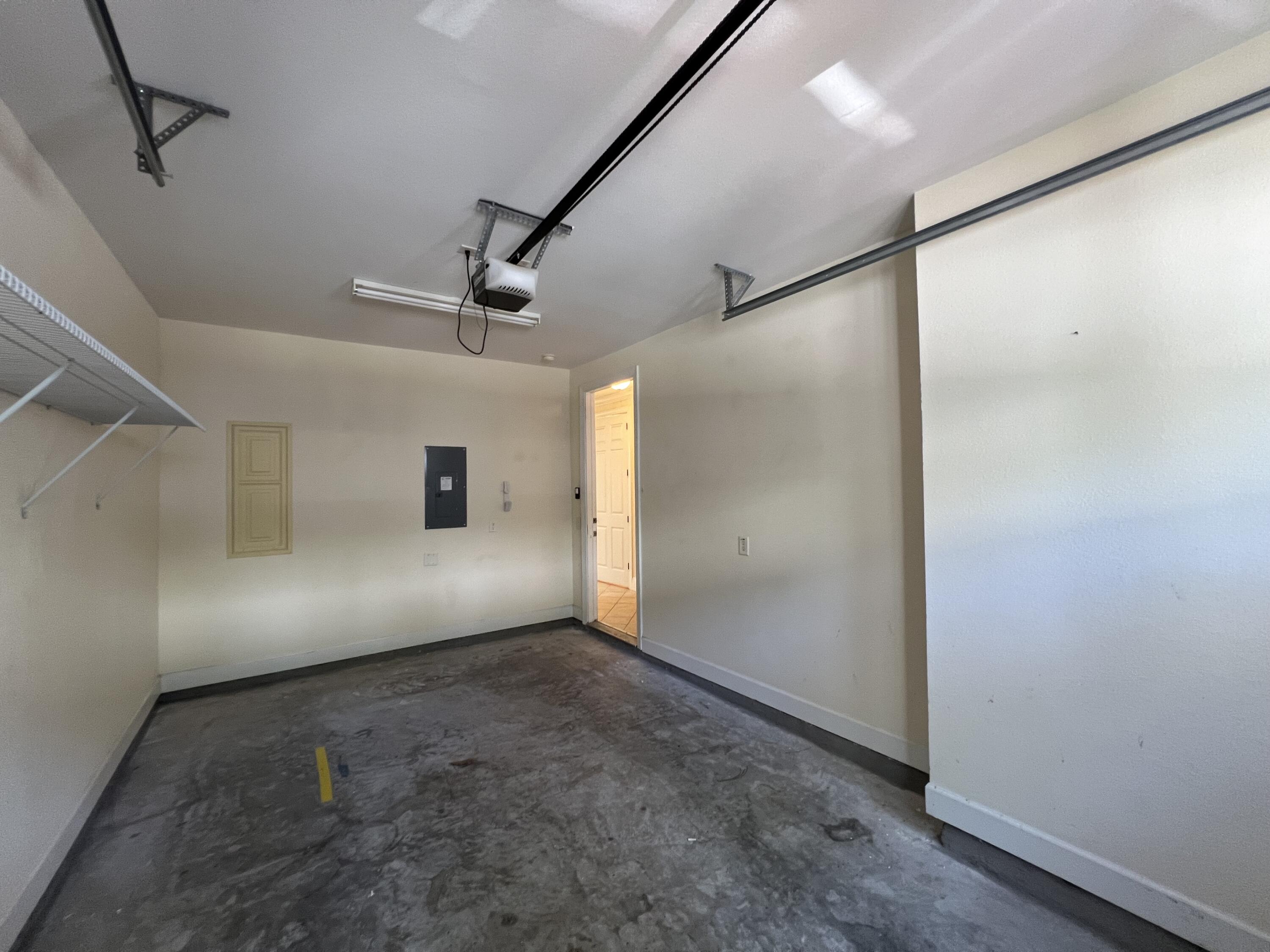 EAGLE BAY - Residential Lease