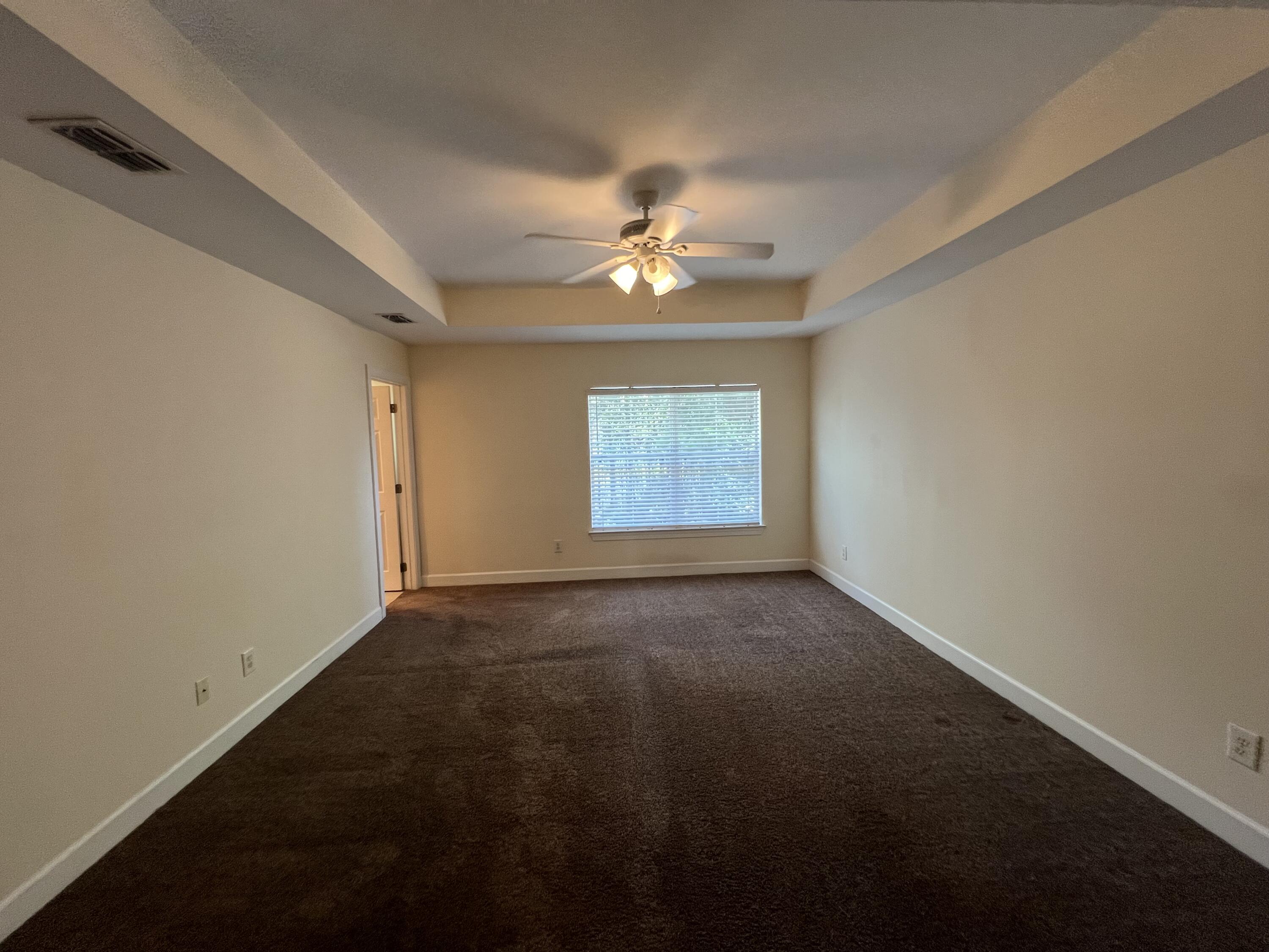 EAGLE BAY - Residential Lease