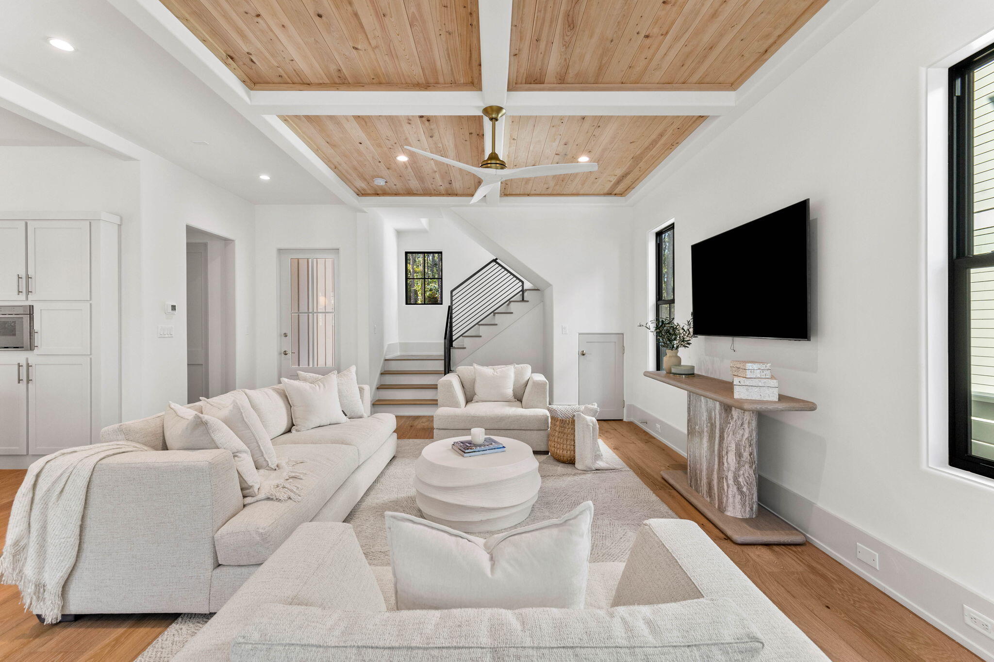 TREETOP - Residential