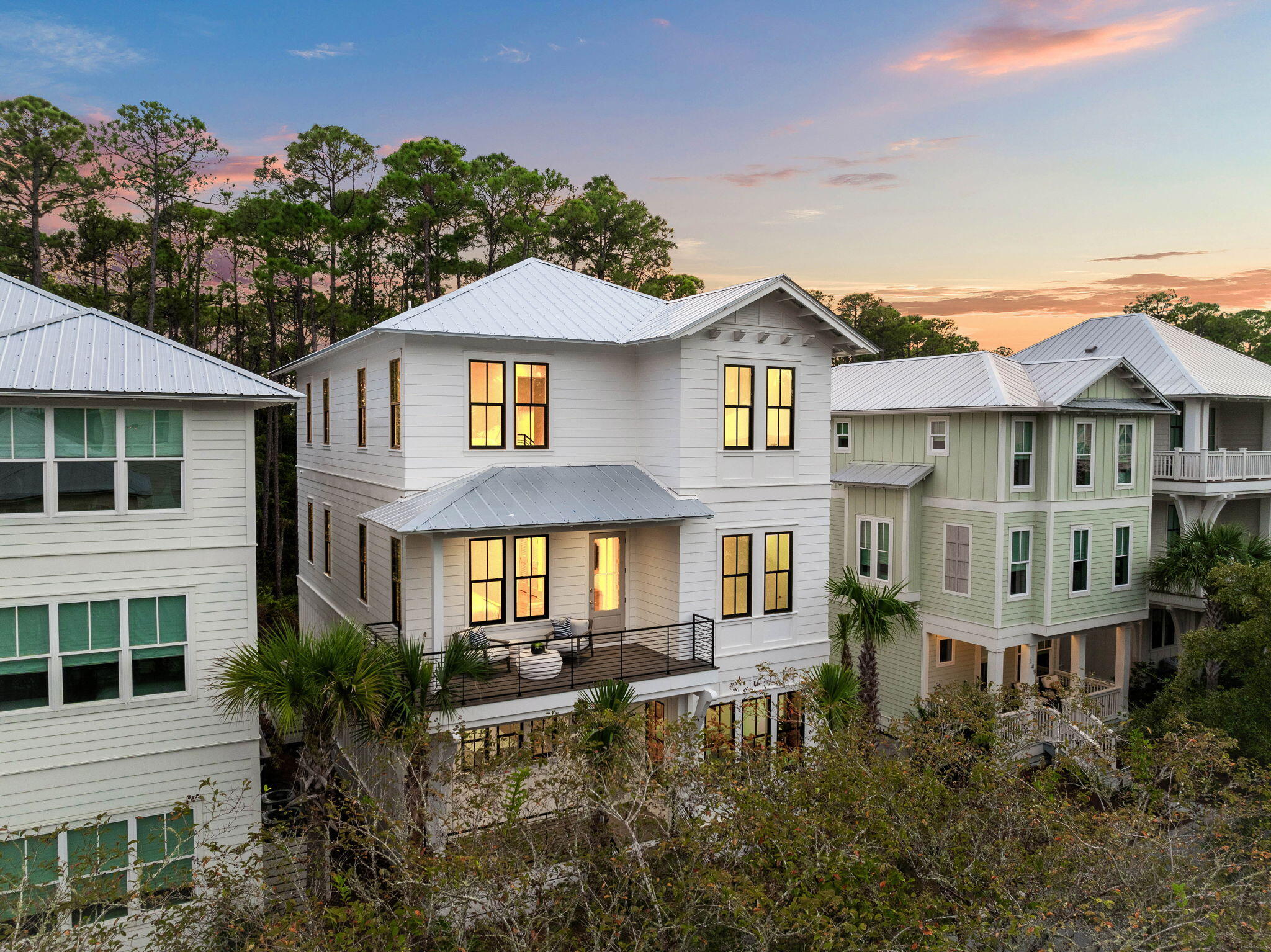 TREETOP - Residential